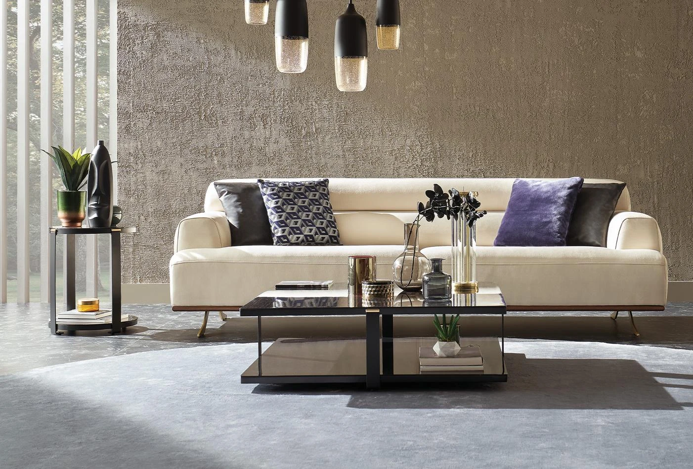 Триместен диван «Valdera» + 4 декоративни възглавници, ширина 230см