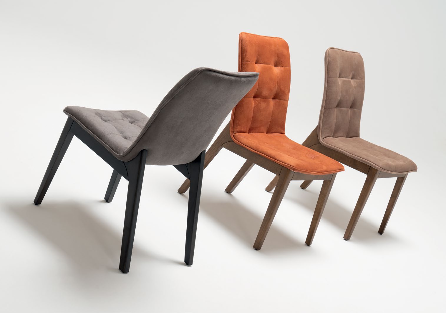 Трапезен стол «Aria» с тапицерия, 50+ вида дамаски