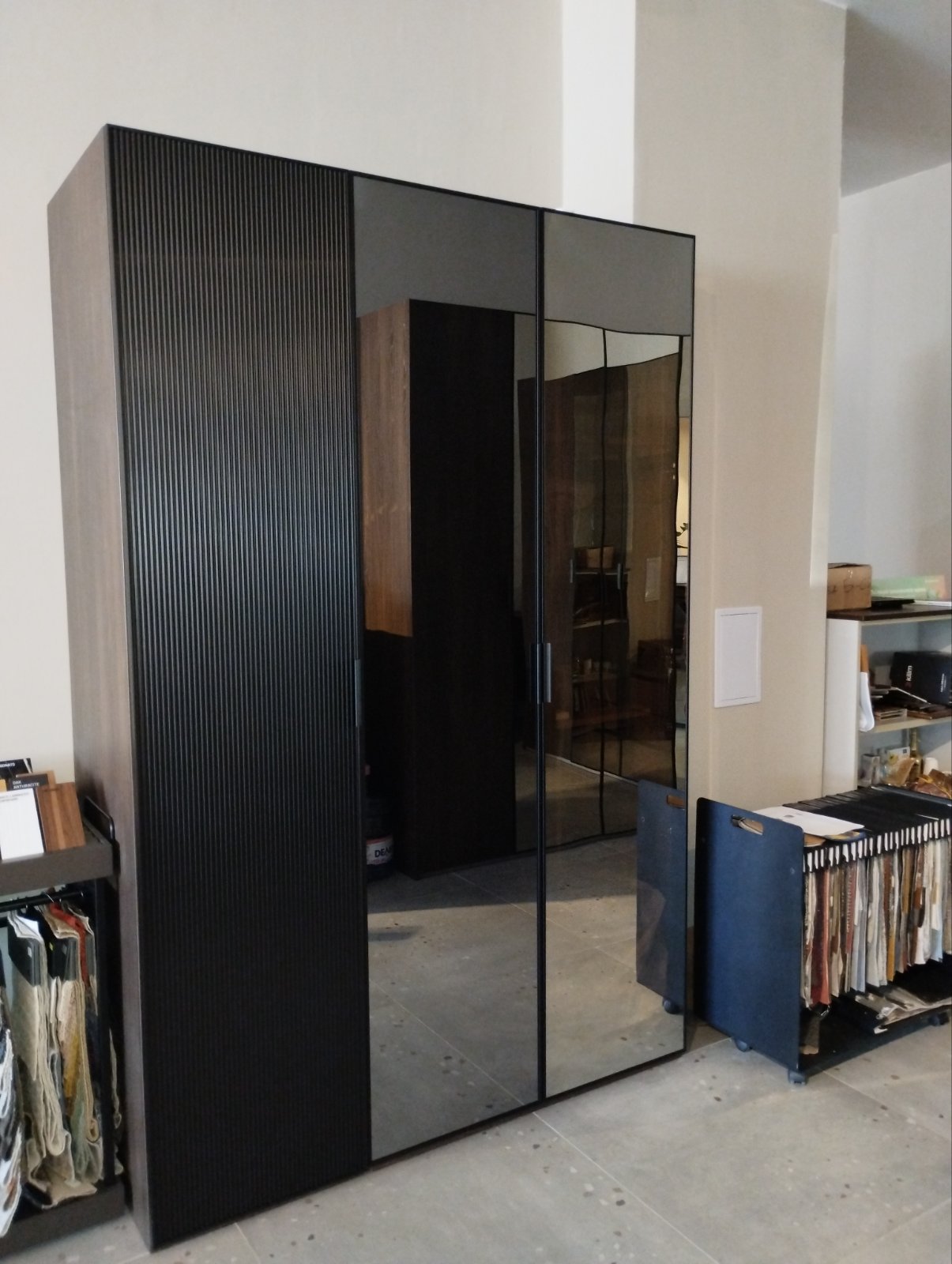 Трикрилен гардероб Alfa - Аутлет