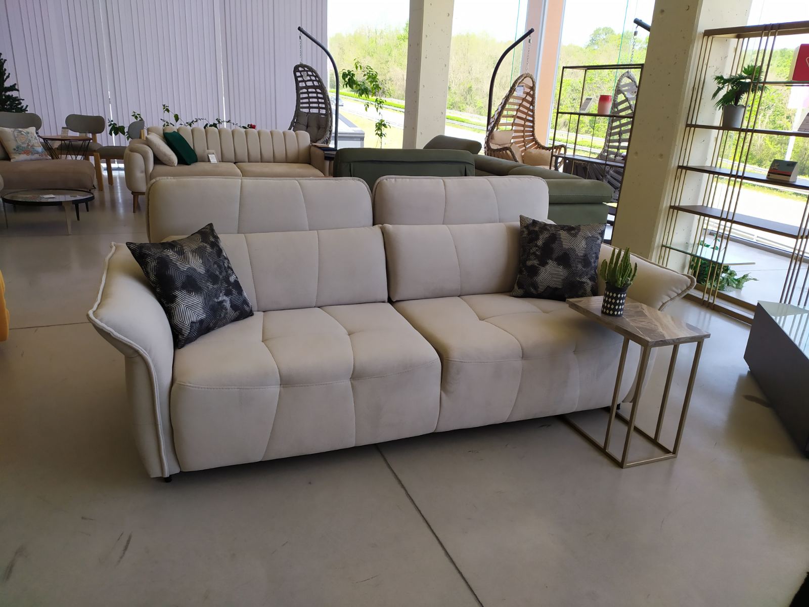 Триместен диван Como - Аутлет