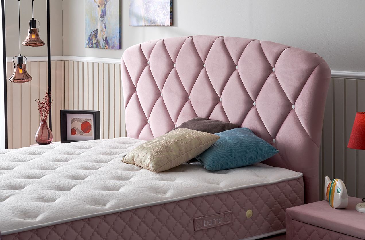 Тапицирано легло «Pinky» + Матрак и табла - с място за съхранение, повдигащ механизъм, система за безшумно затваряне