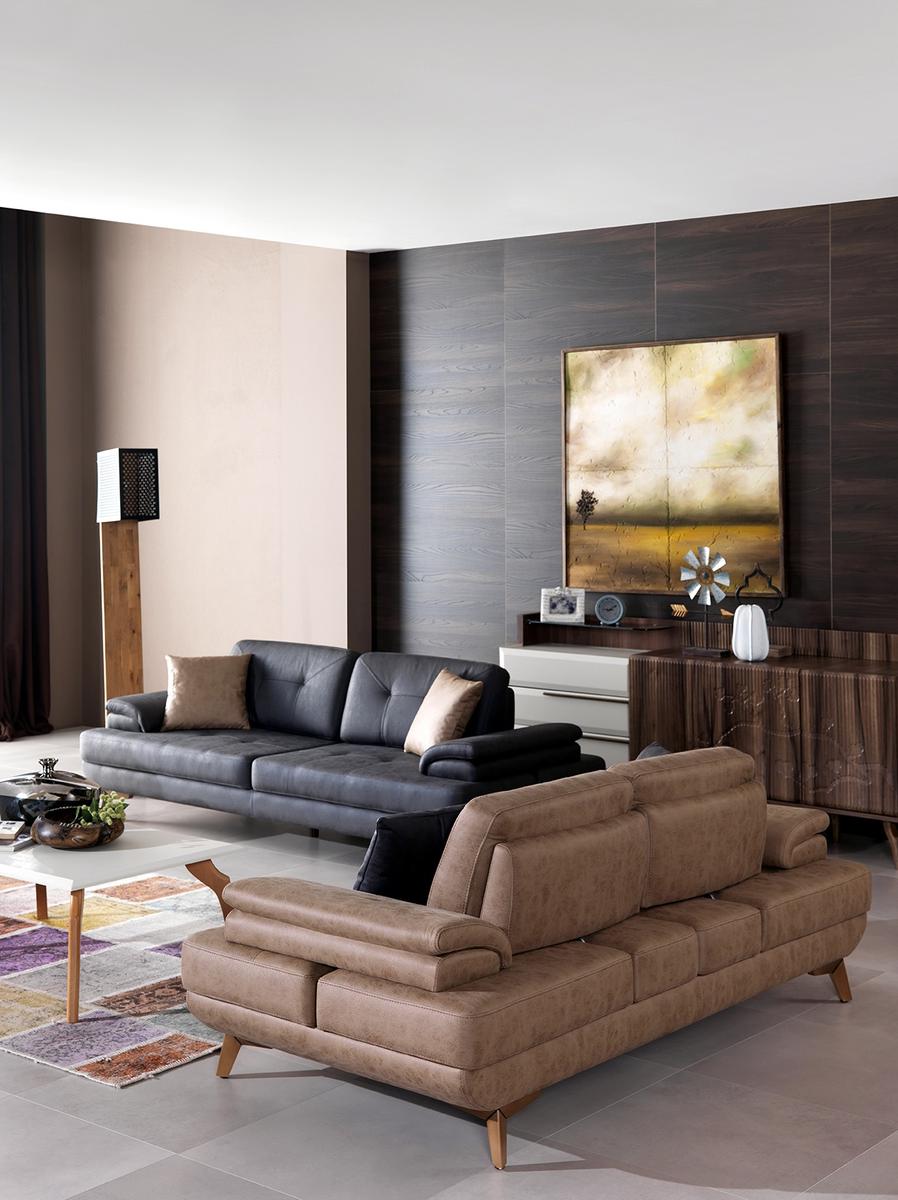 Триместен разтегателен диван «Avensis» + 2 декоративни възглавници, с подвижни подлакътници, ширина 240см