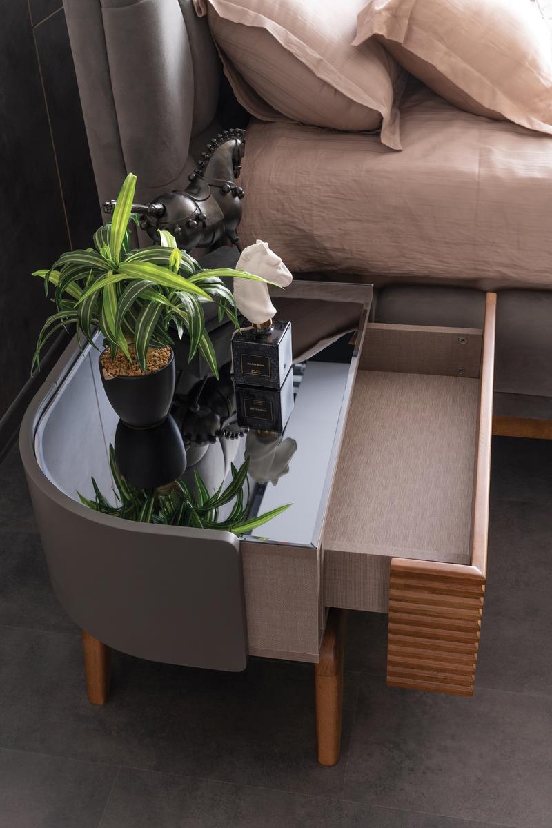 Нощно шкафче «Quatro» + чекмедже, размер 70х49х49см