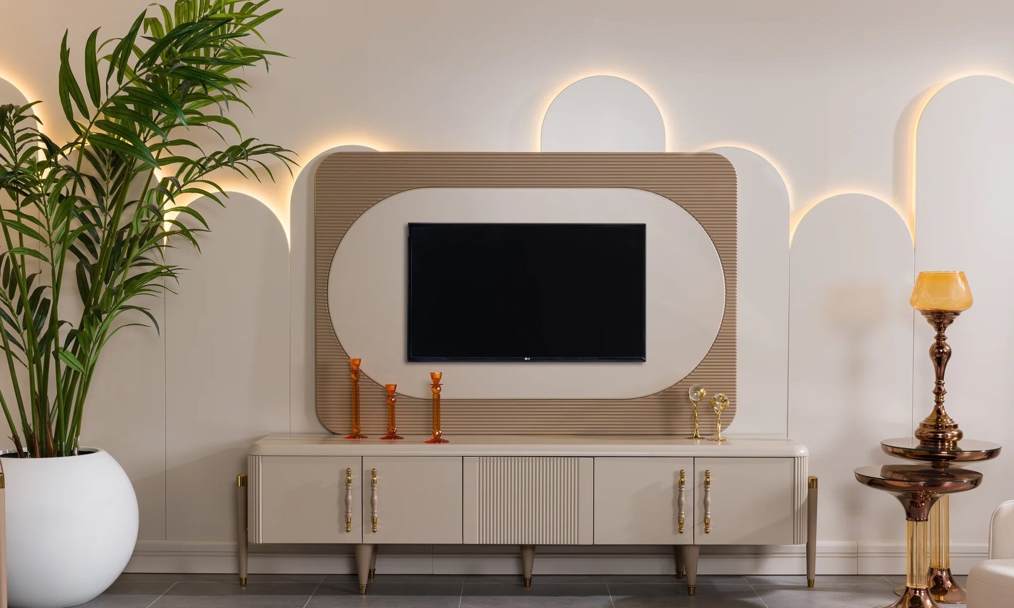 TV секция Assos