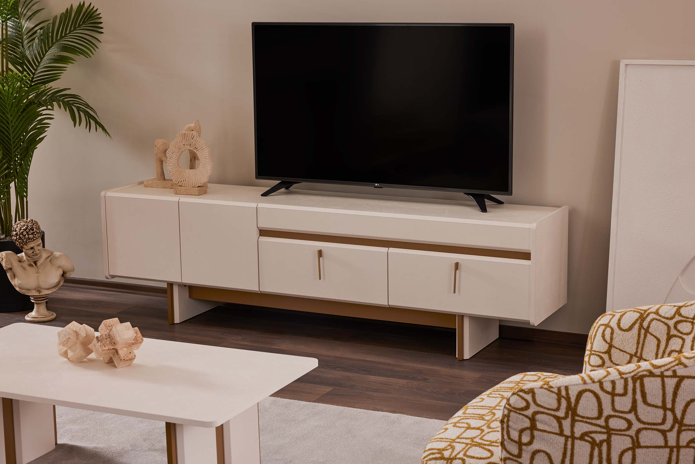 TV секция Loren