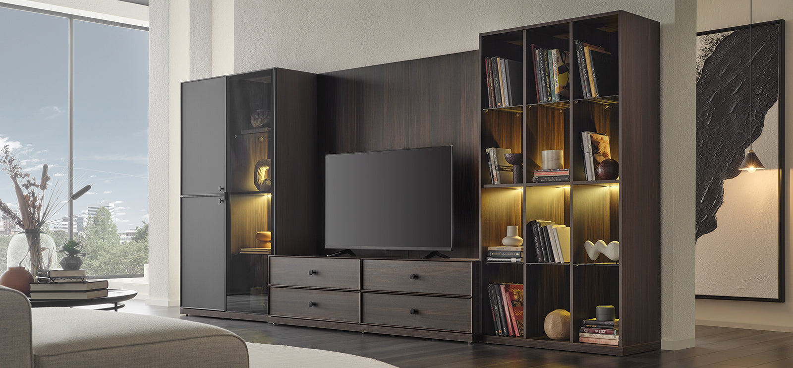 TV секция Parma