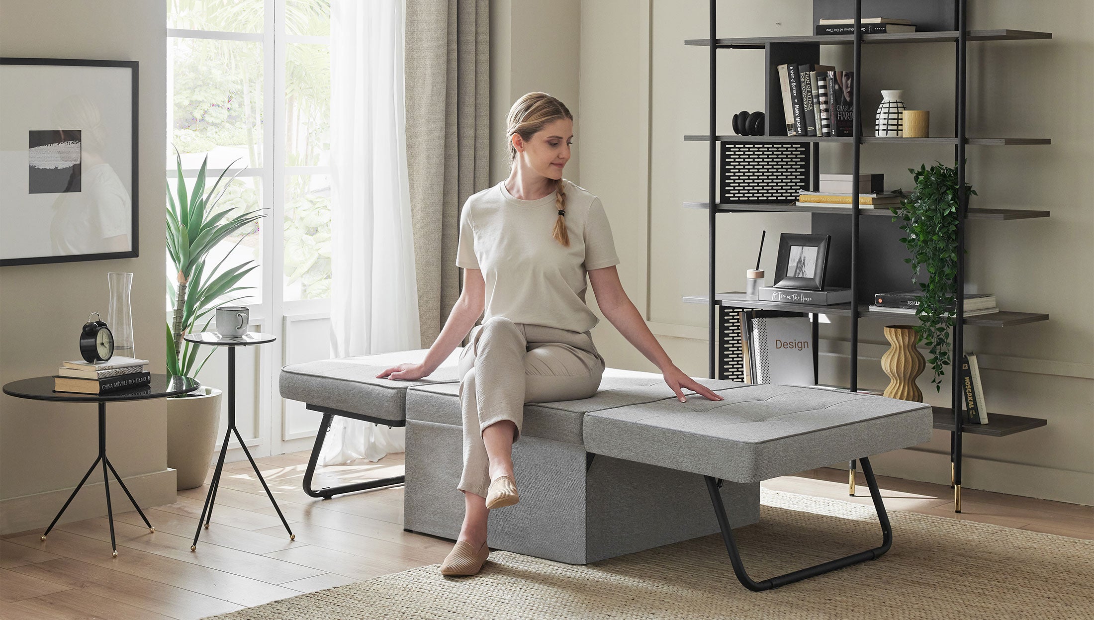 Разтегателна табуретка - легло «Puffla» - компактен дизайн, мултифункционален механизъм