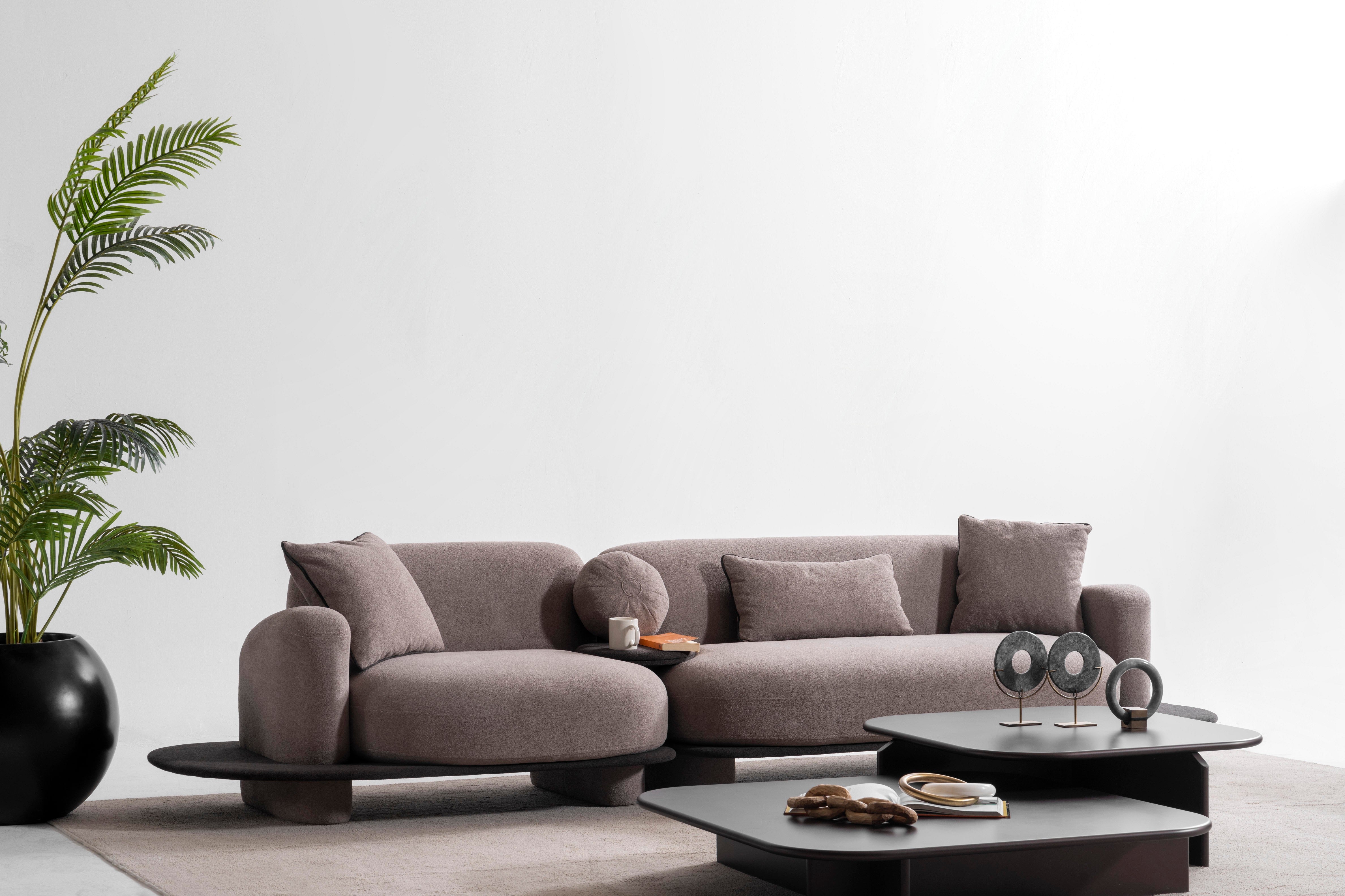 Триместен диван «Bonbon» + декоративни възглавници, ширина 345см