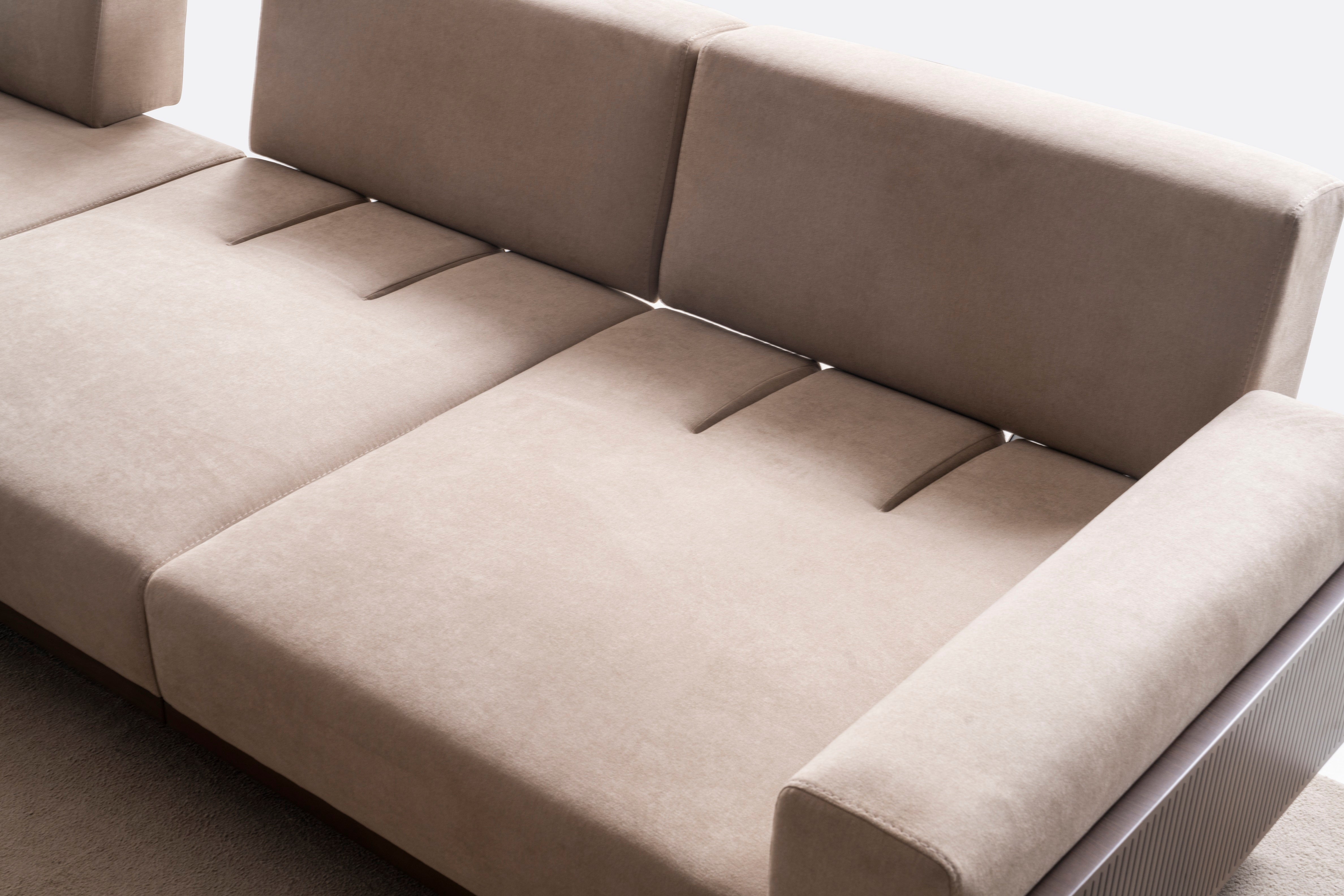 Ъглов диван «Harmony» + конзолна масичка и седем декоративни възглавници, ширина 355см