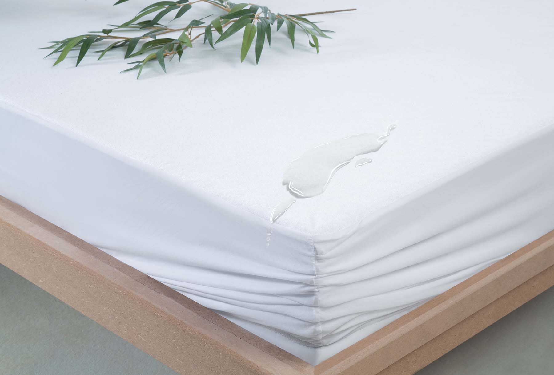 Протектор за матрак «Bamboo» с цял ластик, водоустойчив