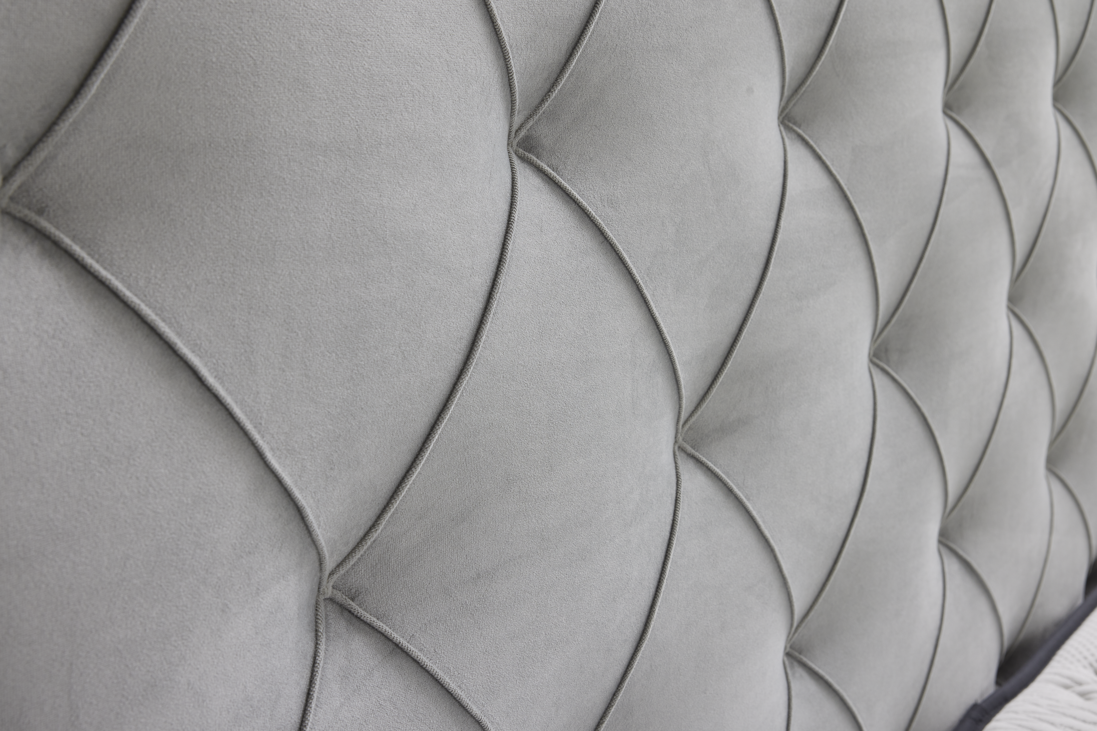 База с ракла и табла Yatsan Naples + матрак Virginia