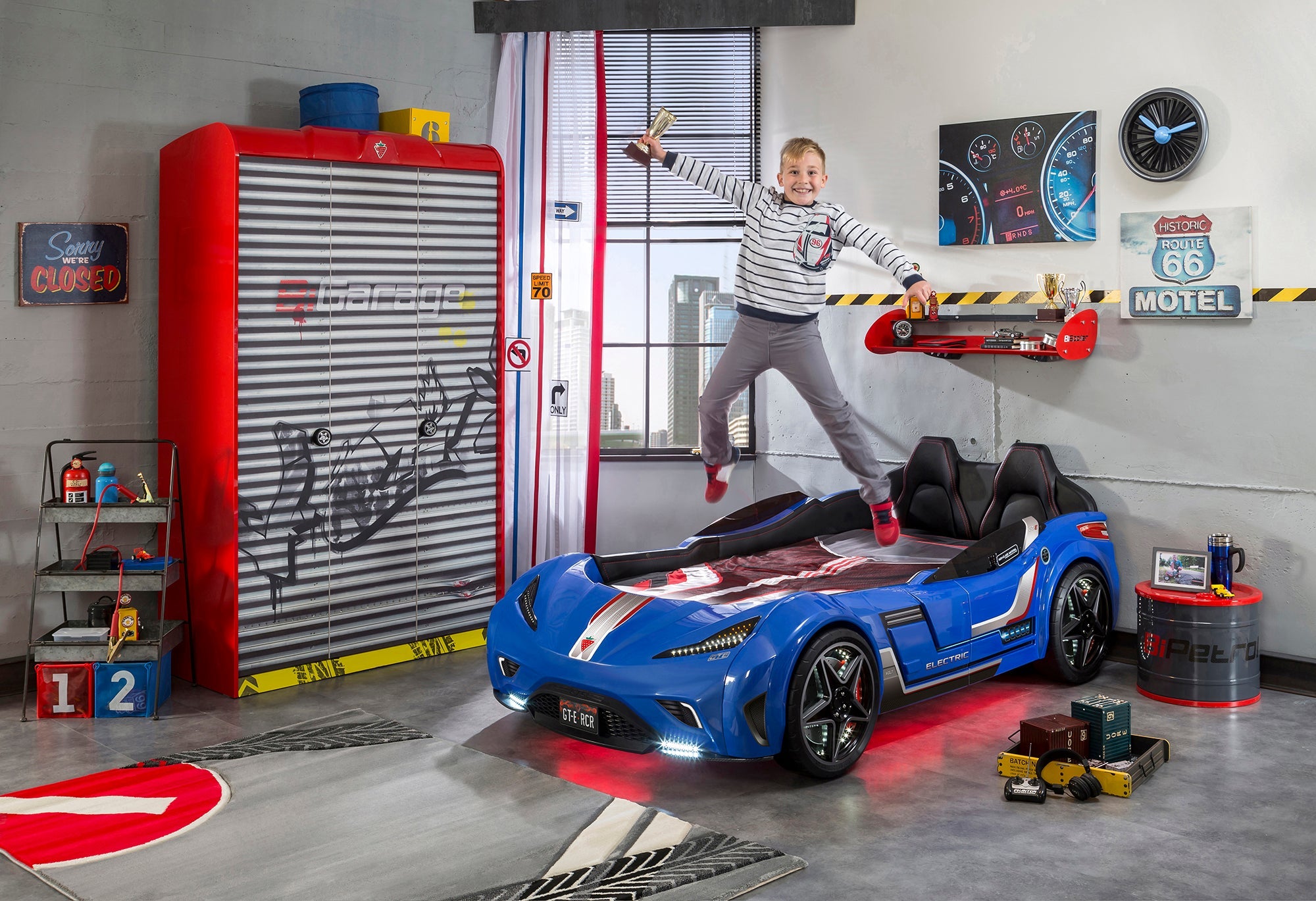 Легло-кола «GTE» + звук и LED осветление, с кожена тапицерия, цвят син, за матрак 100х190см