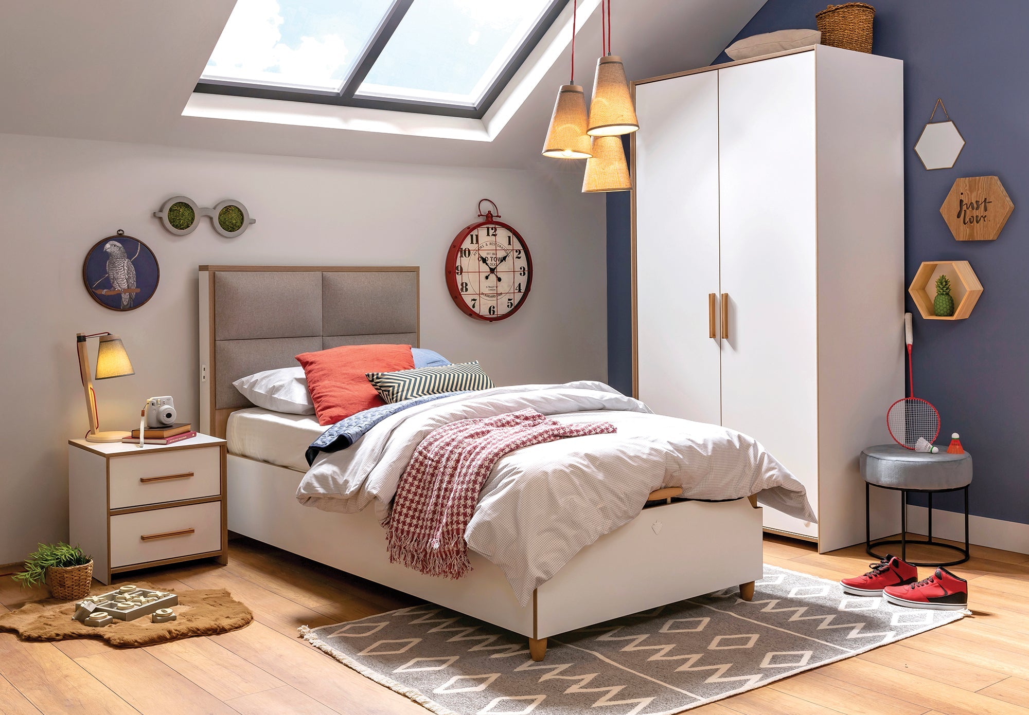 Легло «Modera» + табла - с място за съхранение, повдигащ механизъм