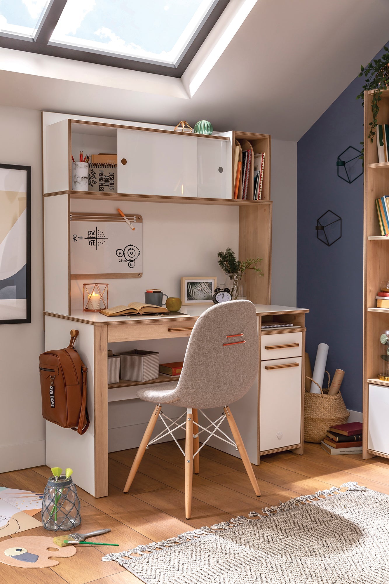 Надстройка за бюро «Modera» + органайзери, размер 118х104х29см