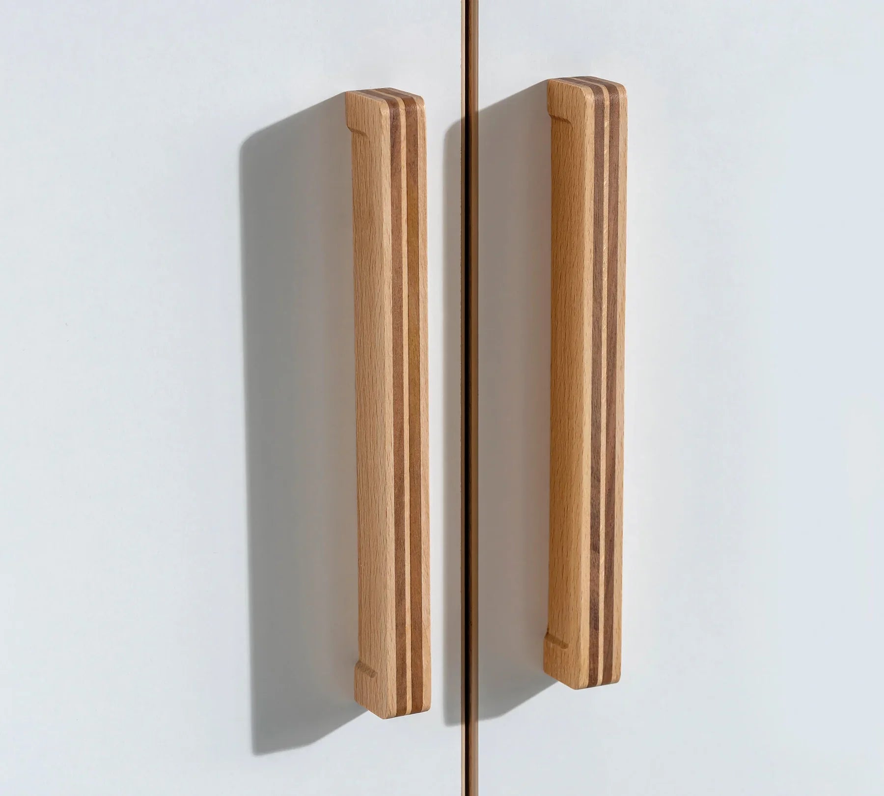 Трикрилен гардероб «Modera» - ширина 138см