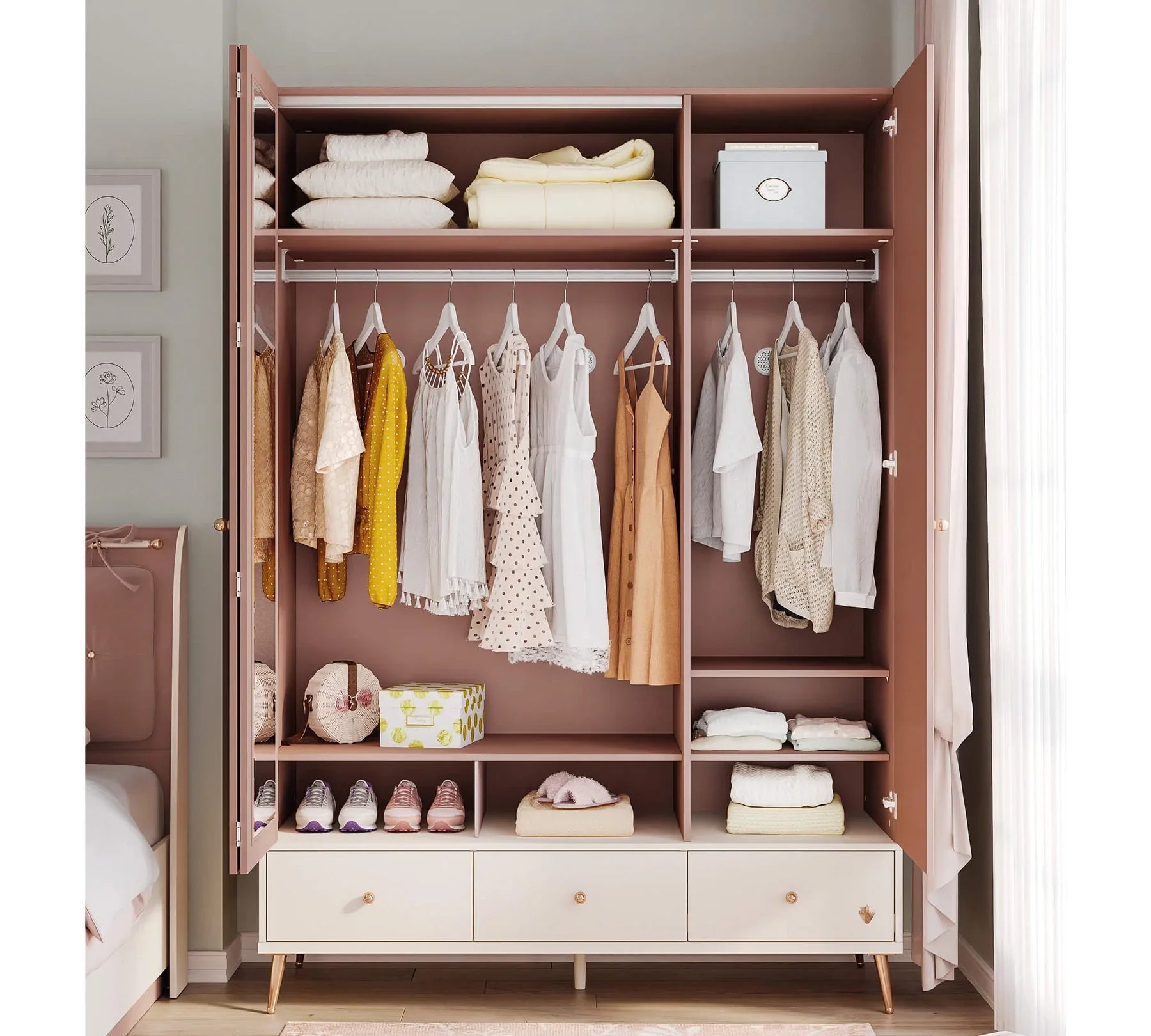 Трикрилен гардероб «Elegance» с огледална врата, ширина 145см