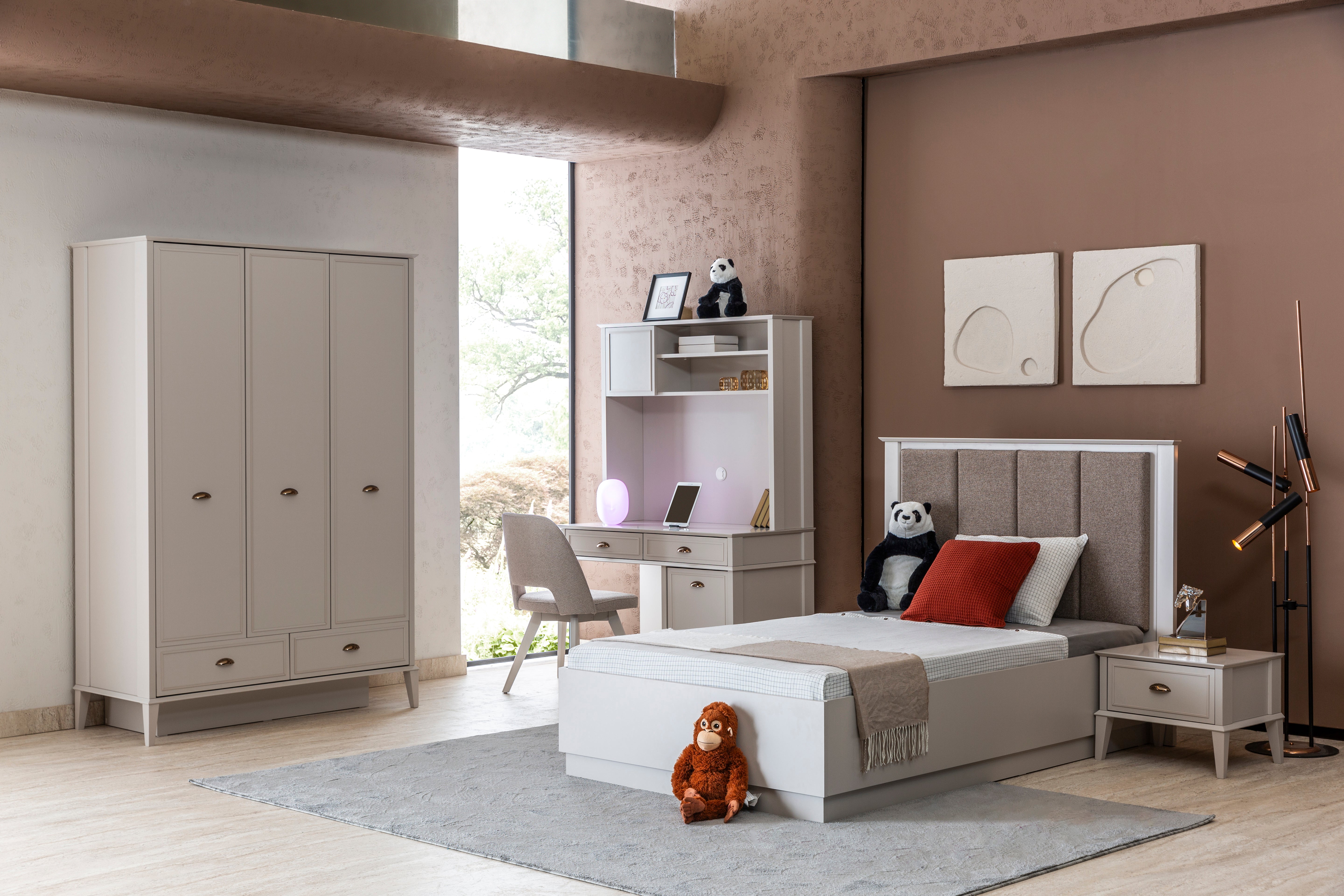 Трикрилен гардероб «Alacati» - ширина 140см