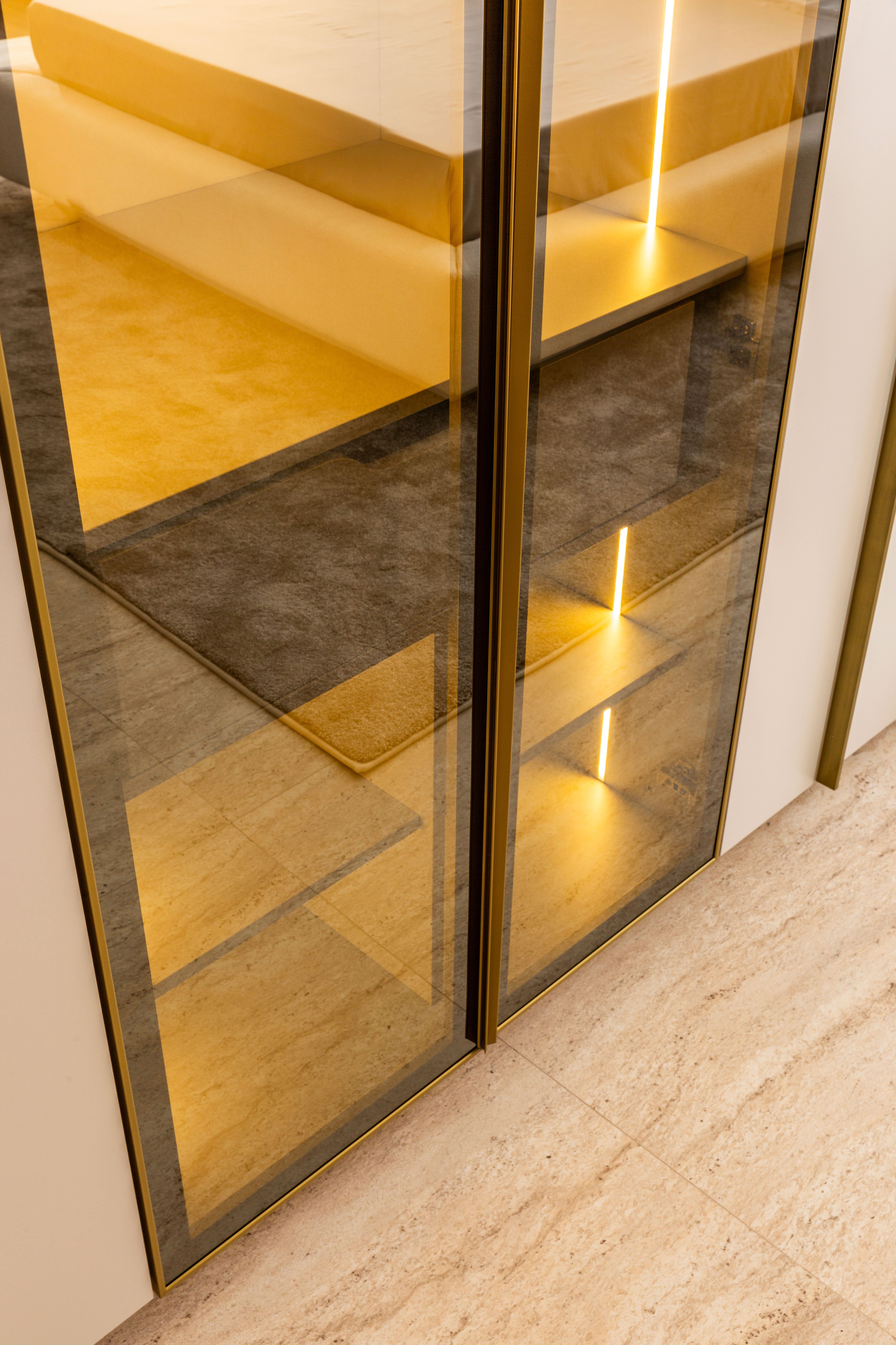 Шесткрилен гардероб Belek