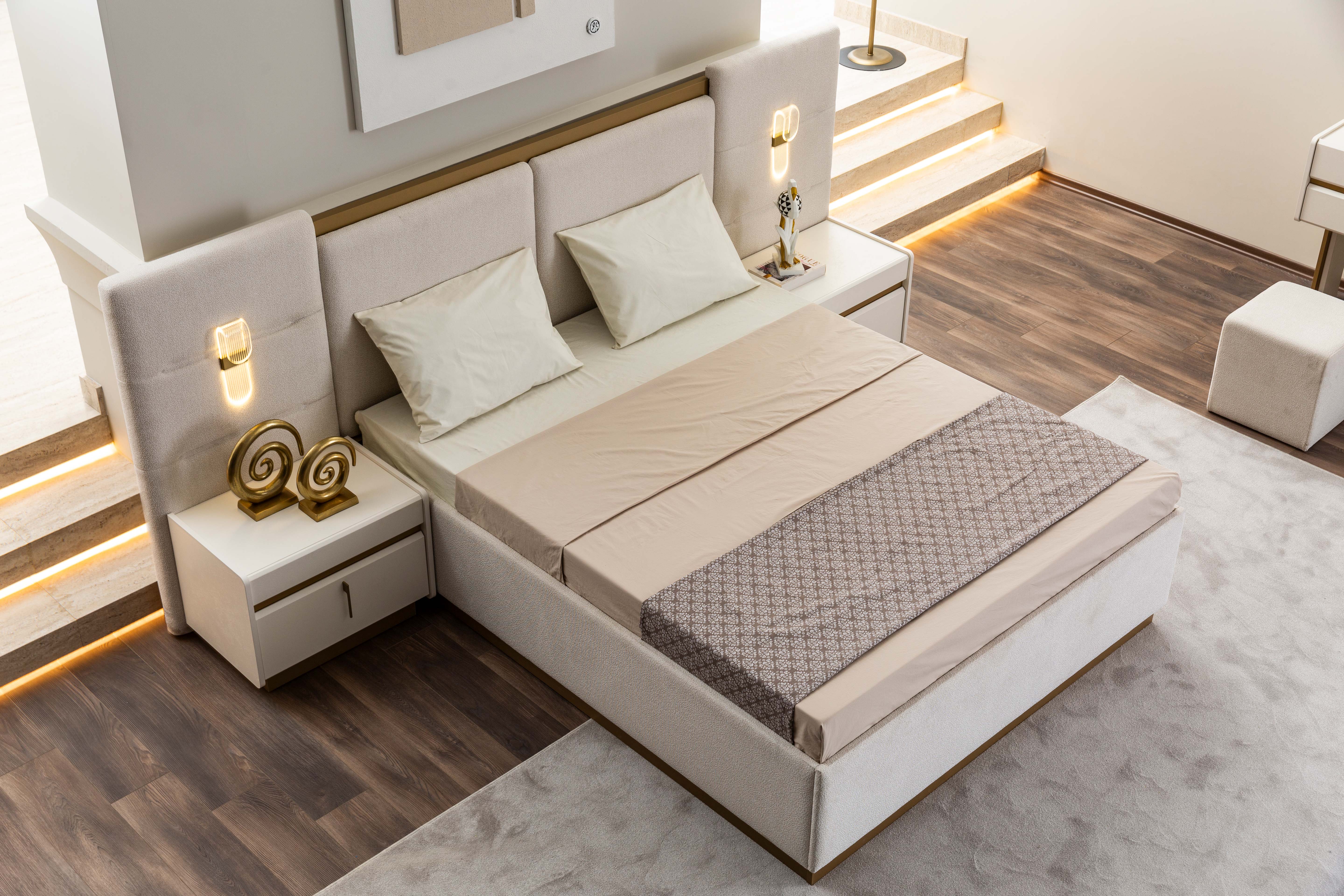 Тапицирано легло «Loren» + табла с осветление - с място за съхранение, повдигащ механизъм