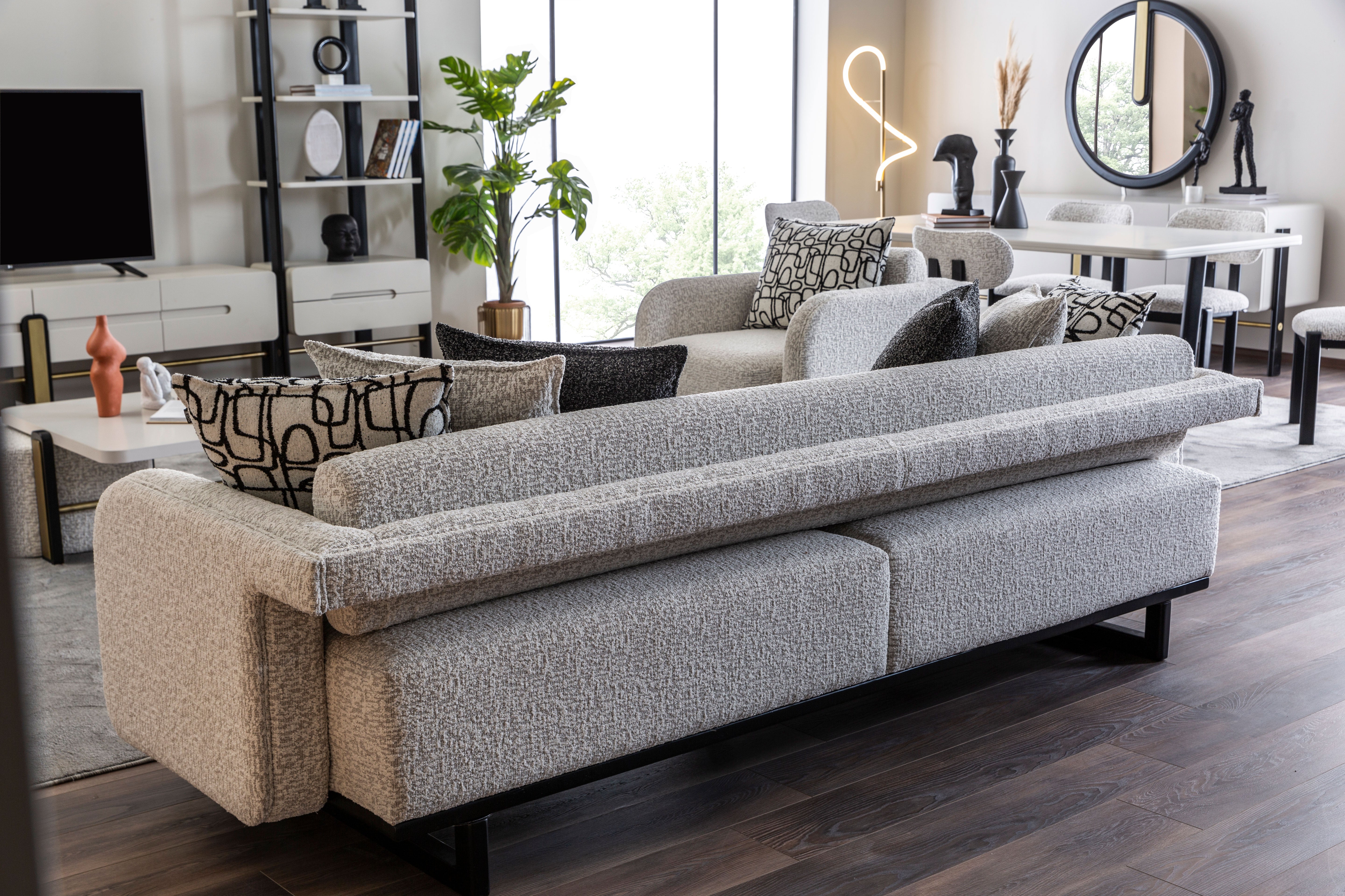 Четириместен диван «Bergama» + декоративни възглавници, ширина 255см