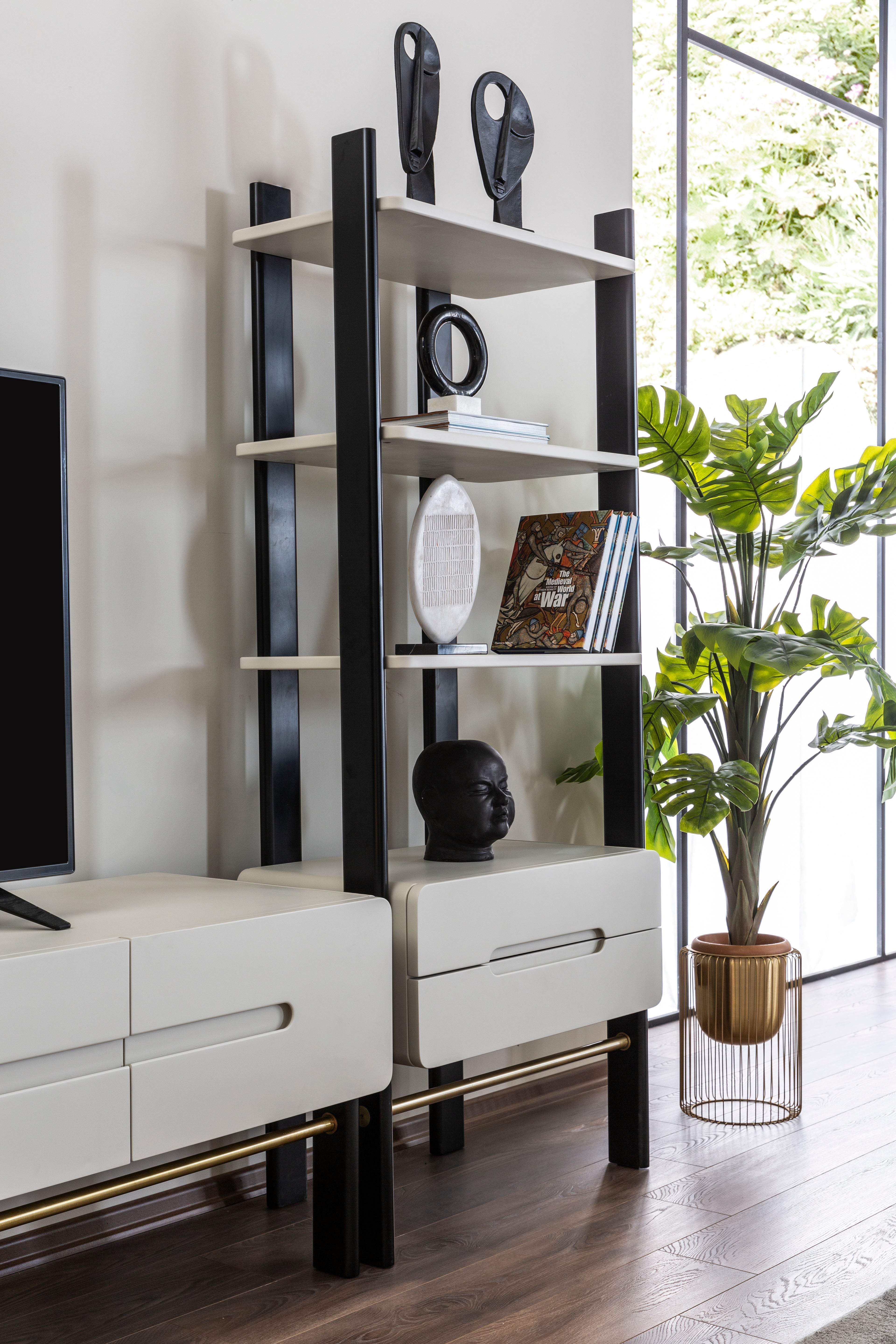 ТВ секция «Bergama»