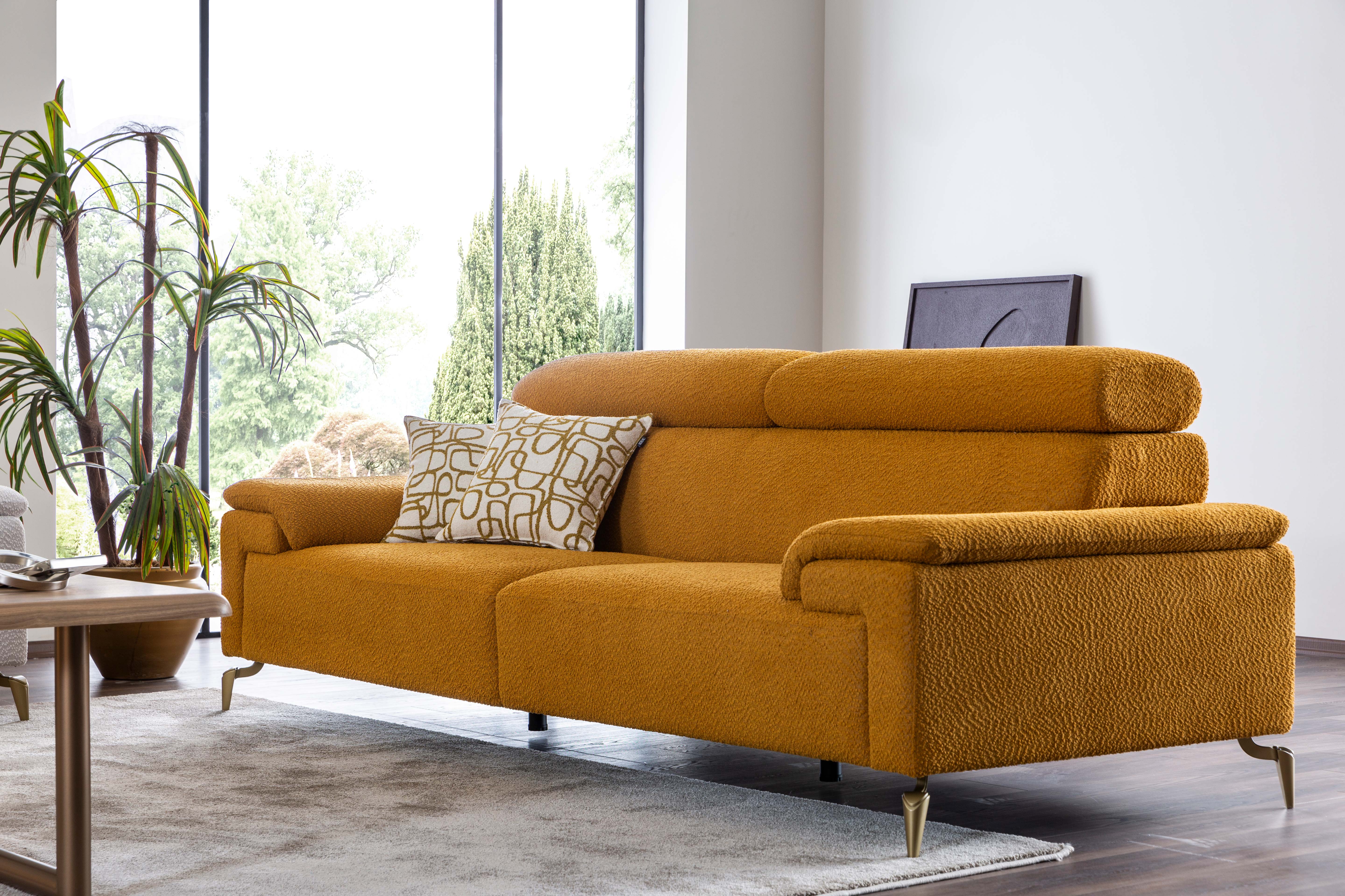 Tриместен диван «Loren» + 2 декоративни възглавници, ширина 250см