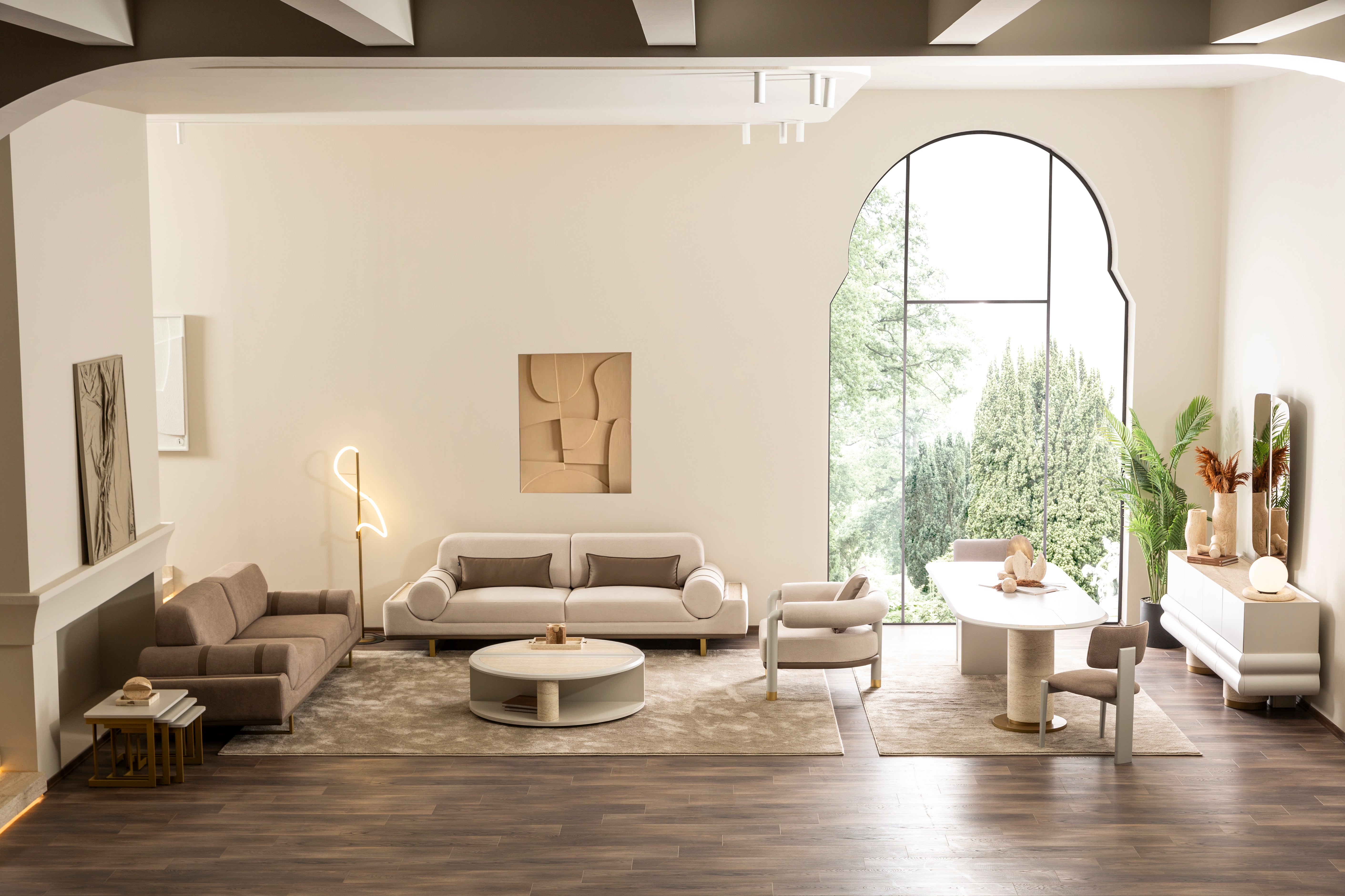 Четириместен разтегателен диван «Milas» + две декоративни възглавници, ширина 280см