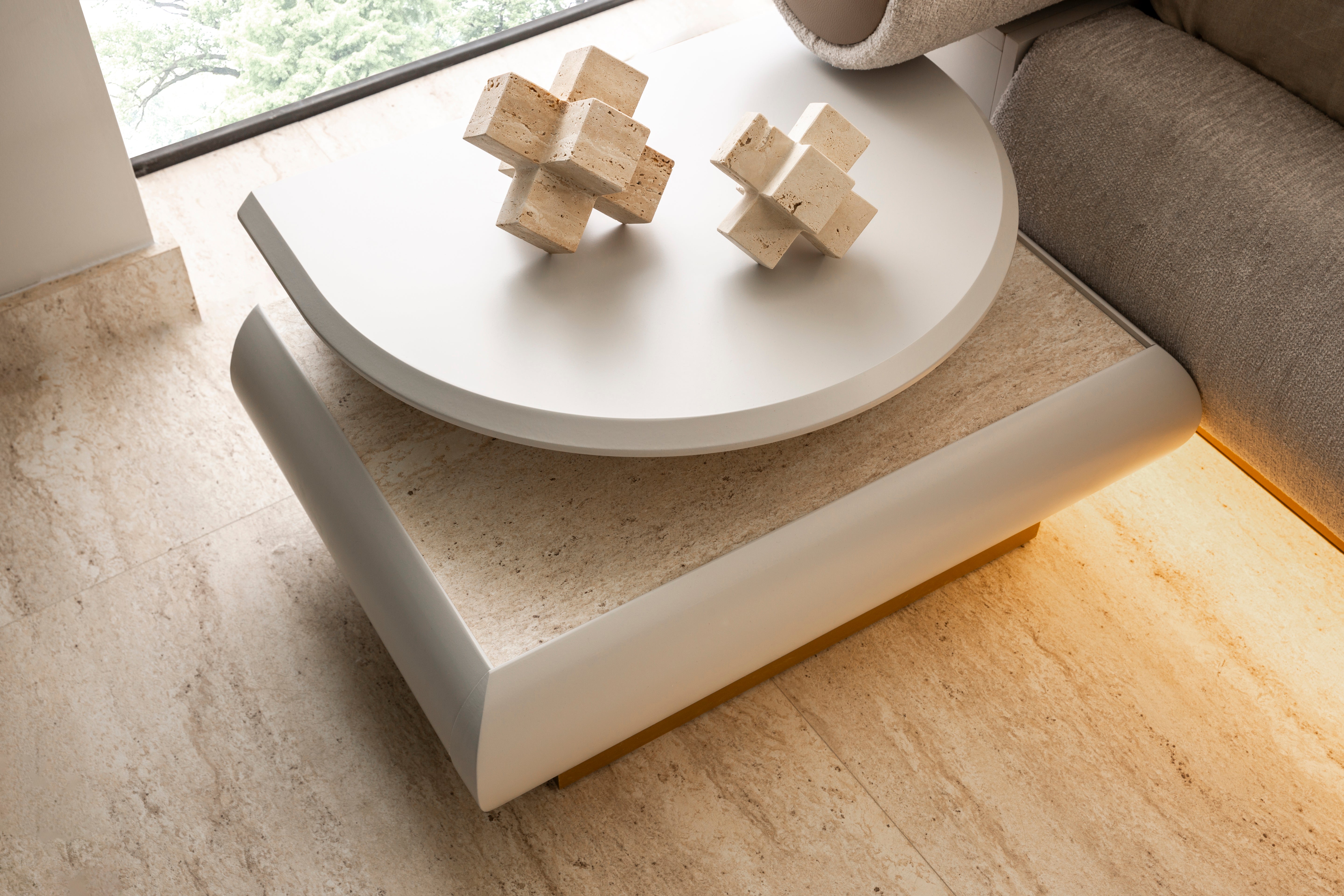 Нощно шкафче «Milas» + чекмедже и плот от травертин, размер 72х37х49см