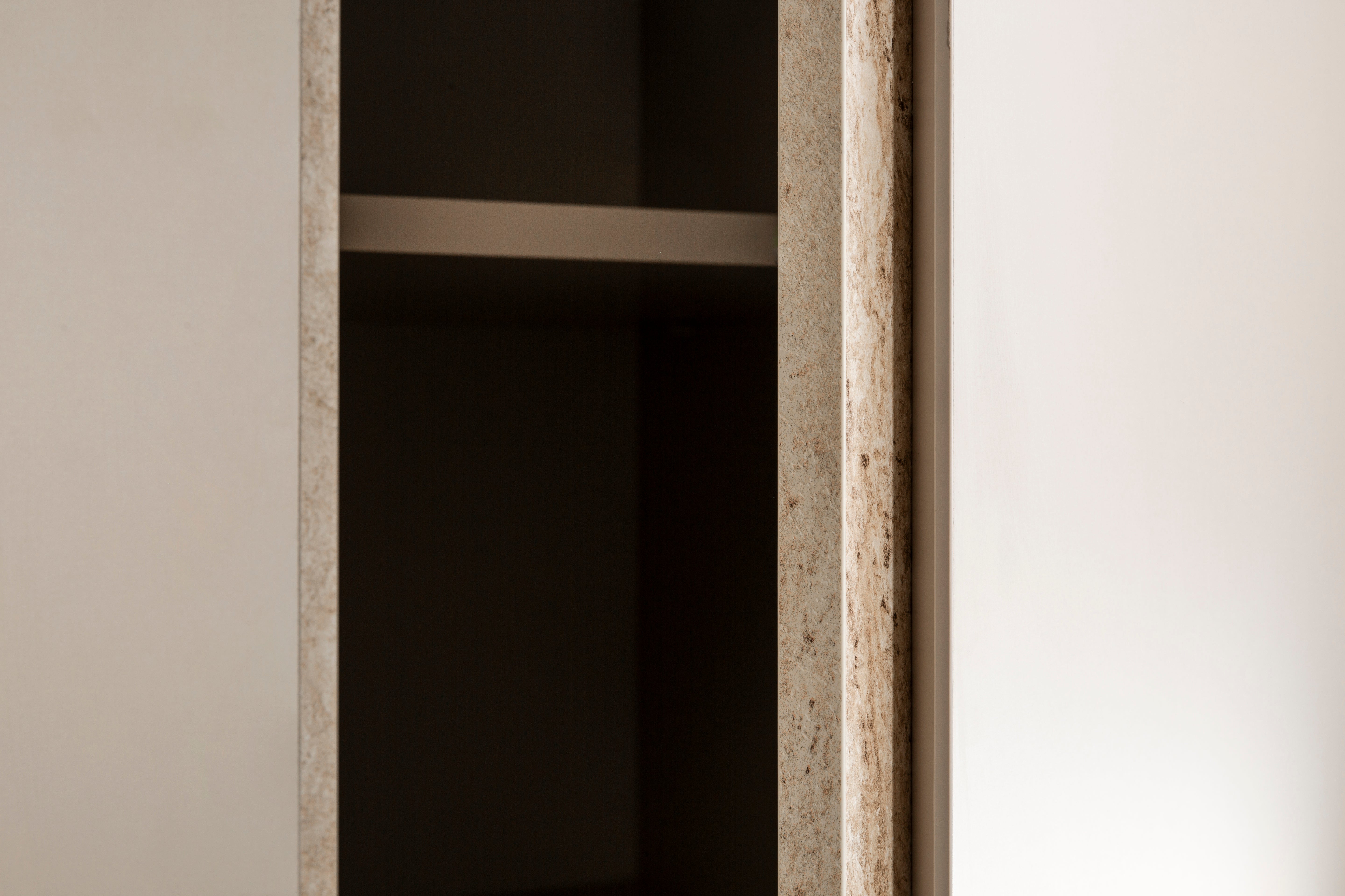 Шесткрилен гардероб «Milas» + LED осветление, стъклени врати, ширина 269см