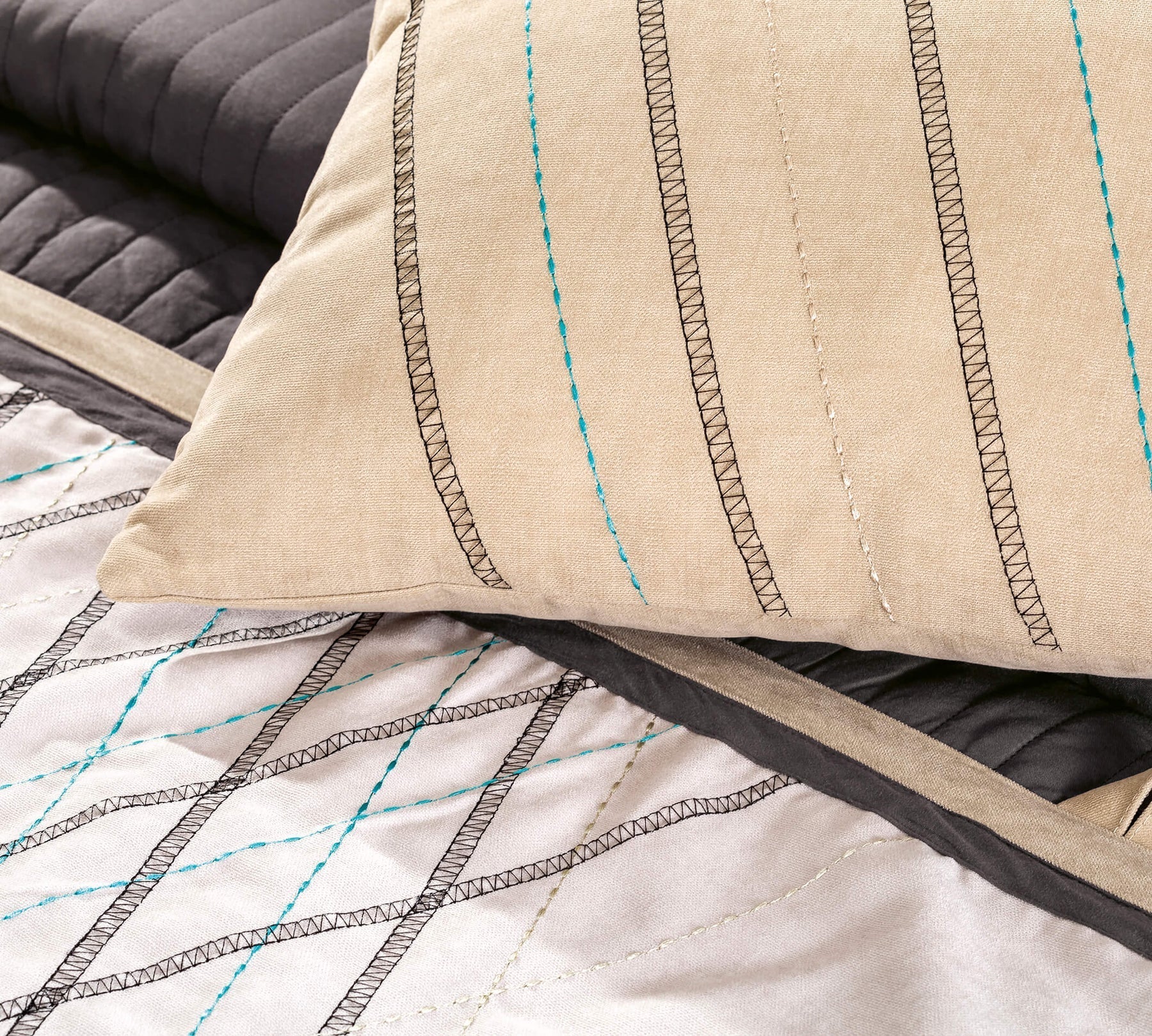 Покривало за легло «Cool» + калъфка, с възглавница, размер 100-120см