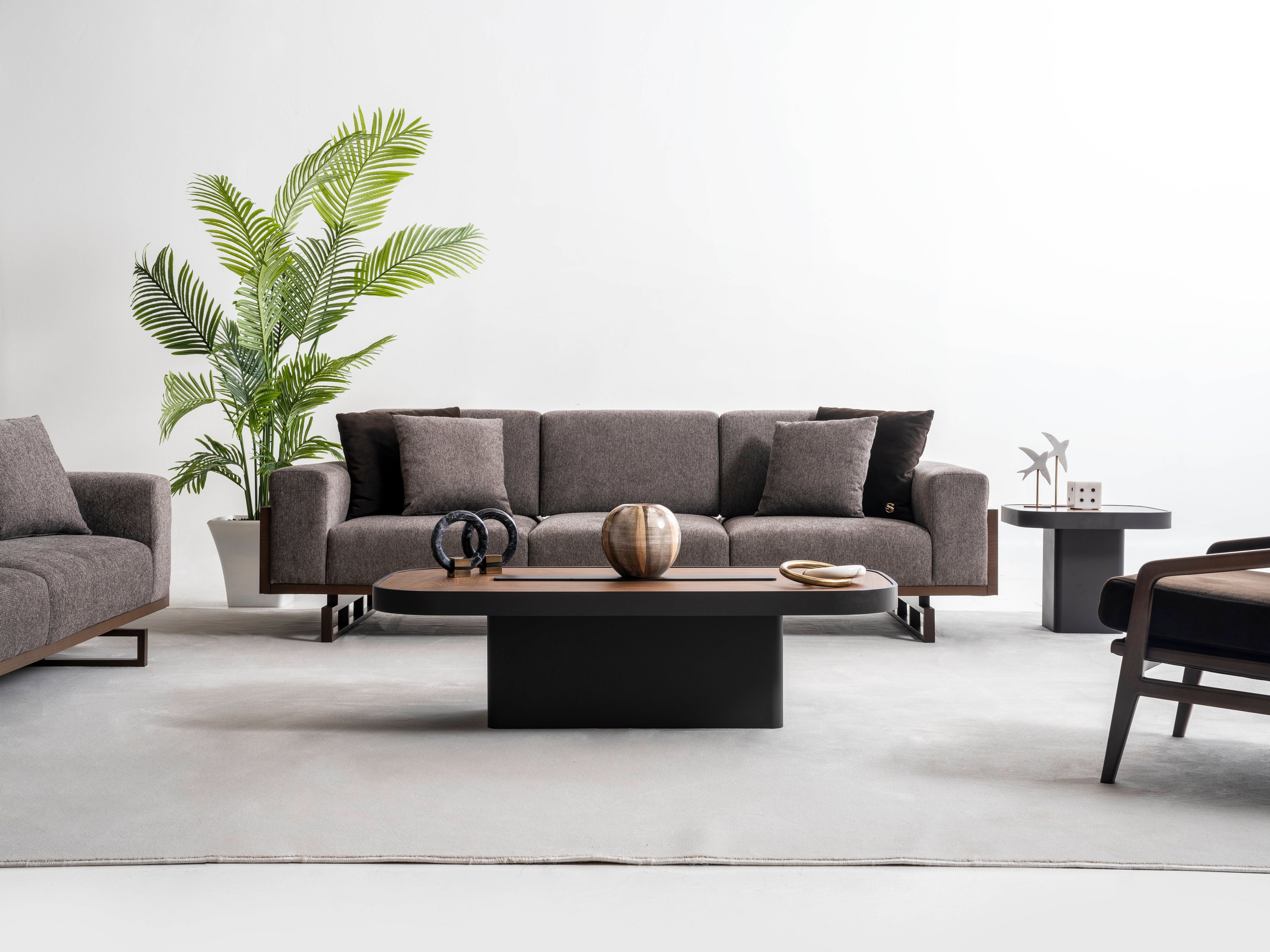 Четириместен разтегателен диван «Harmony» + две декоративни възглавници, ширина 257см