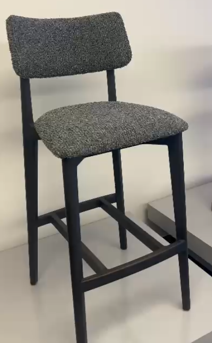 Бар стол «Estia» с тапицерия, 50+ вида дамаски