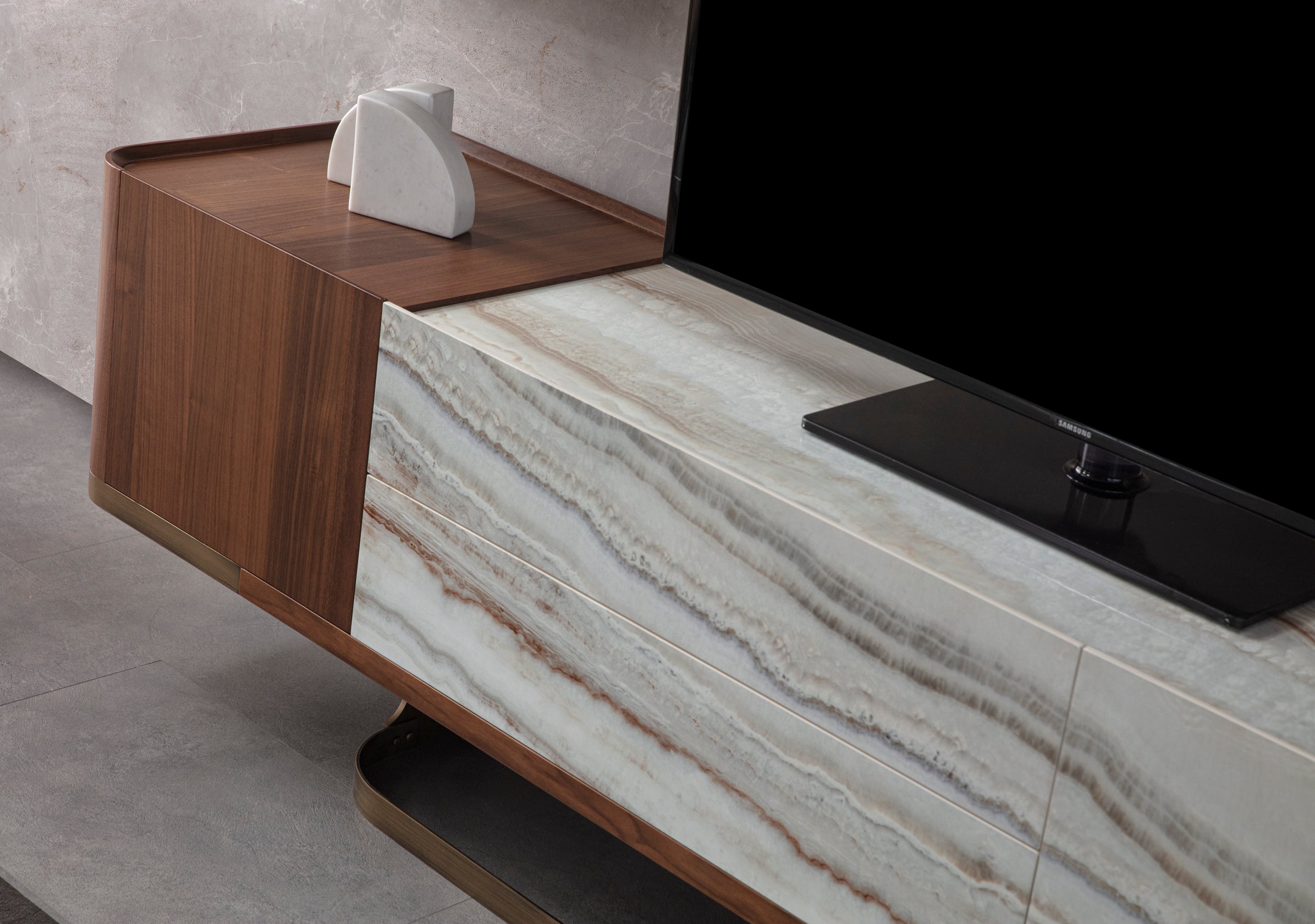 ТВ секция «Aqua»