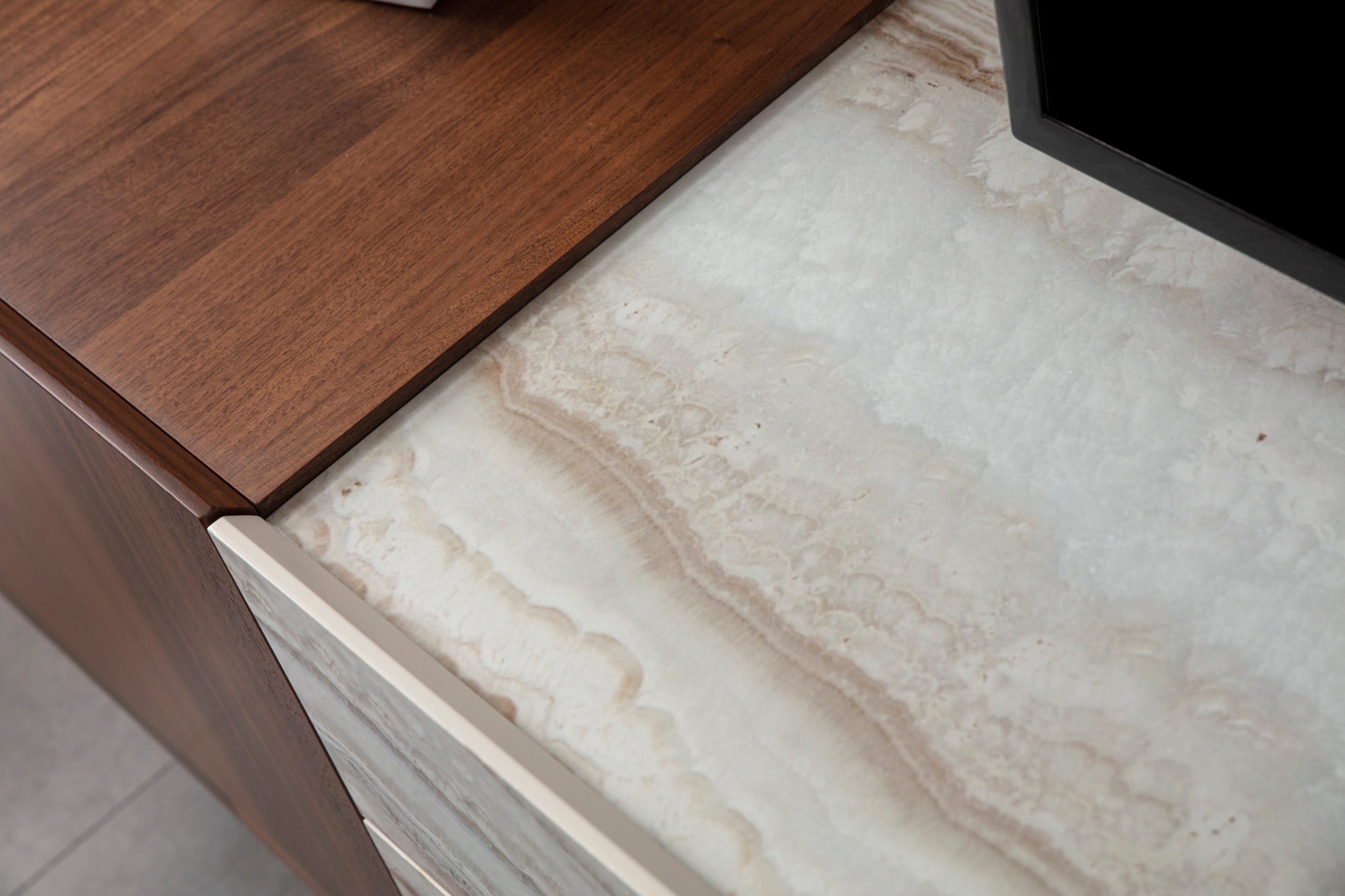 ТВ секция «Aqua»