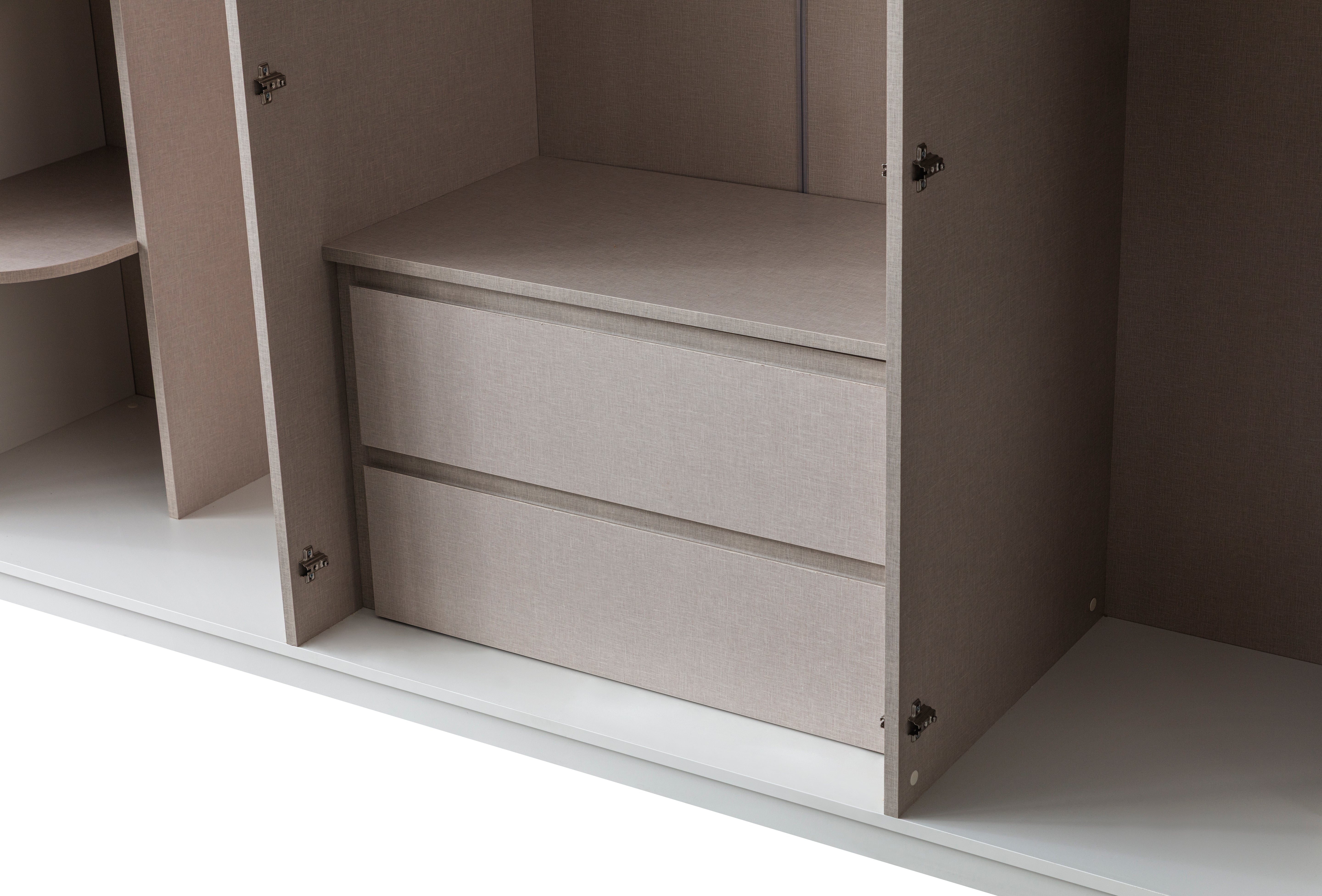 Шесткрилен гардероб «Chloe»