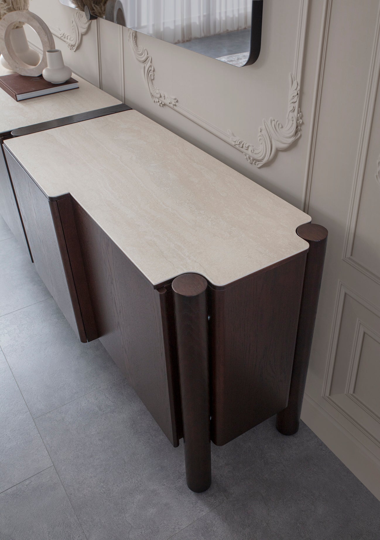 Бюфет «Alaska» с естествен фурнир, с размер 230х78х57см