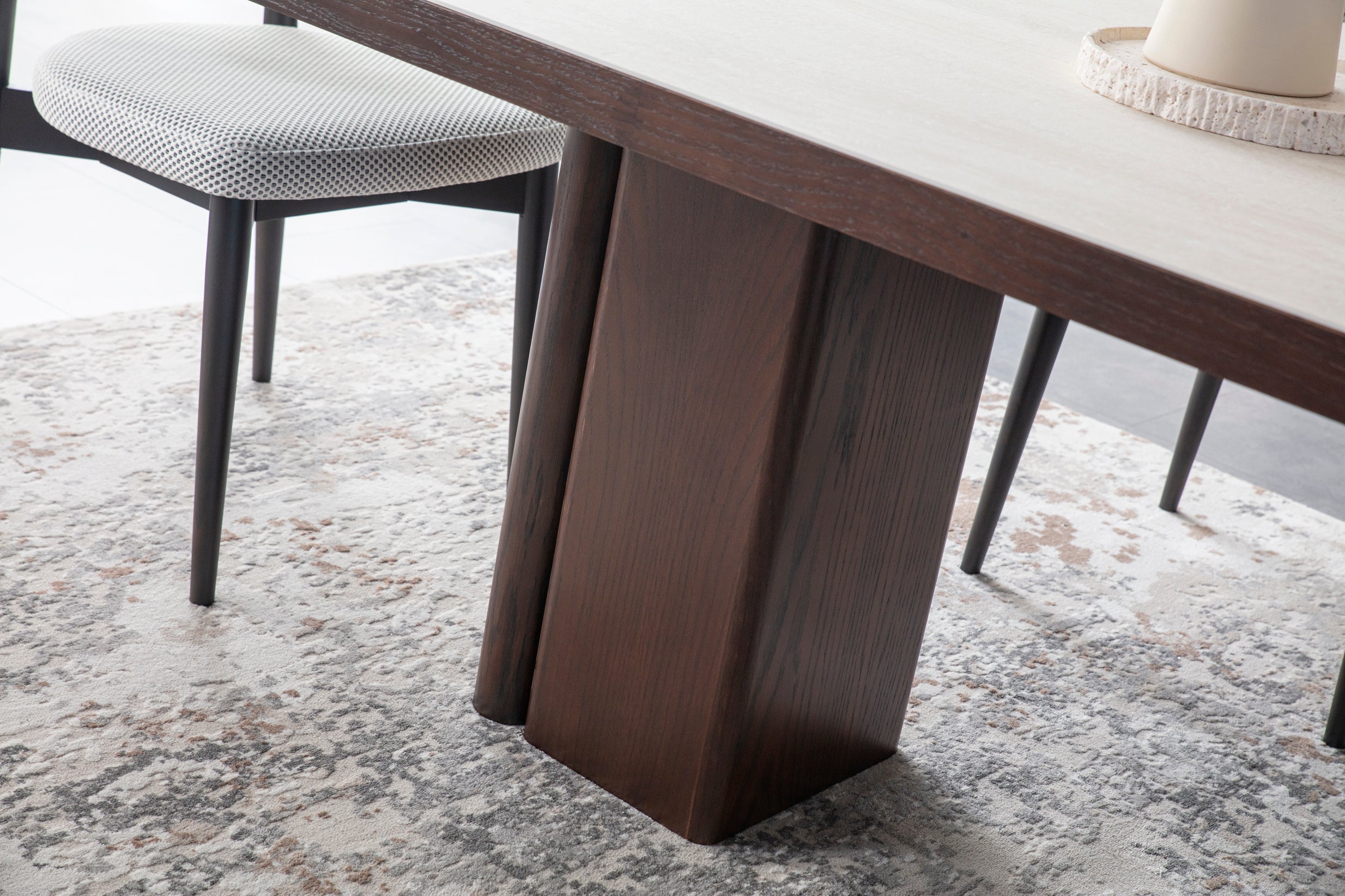 Трапезна маса «Alaska» с естествен фурнир, размер 208х76х100см