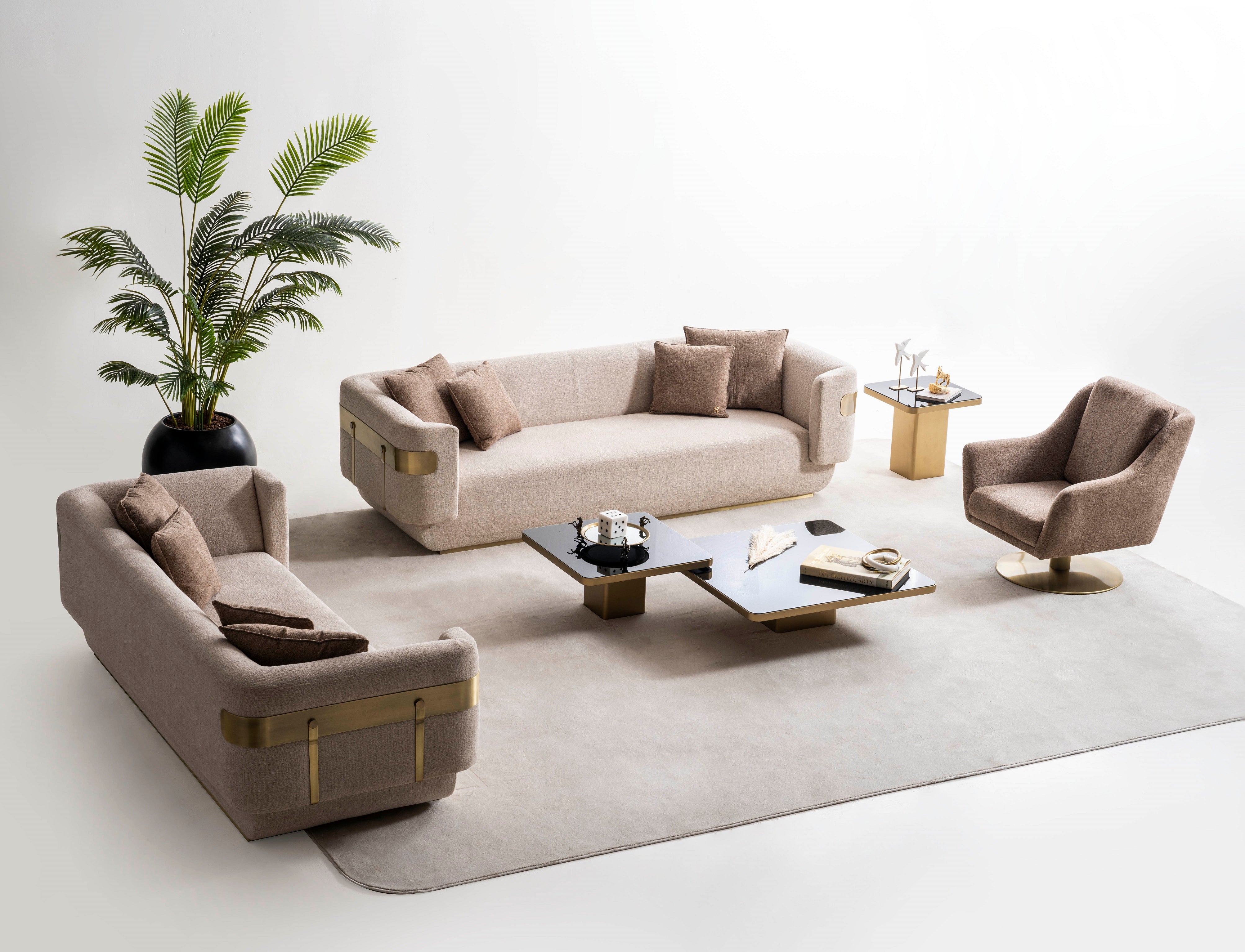 Четириместен диван «Reina» + декоративни възглавници, ширина 265см