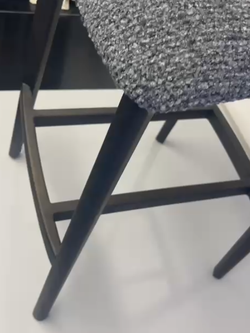 Бар стол «Estia» с тапицерия, 50+ вида дамаски