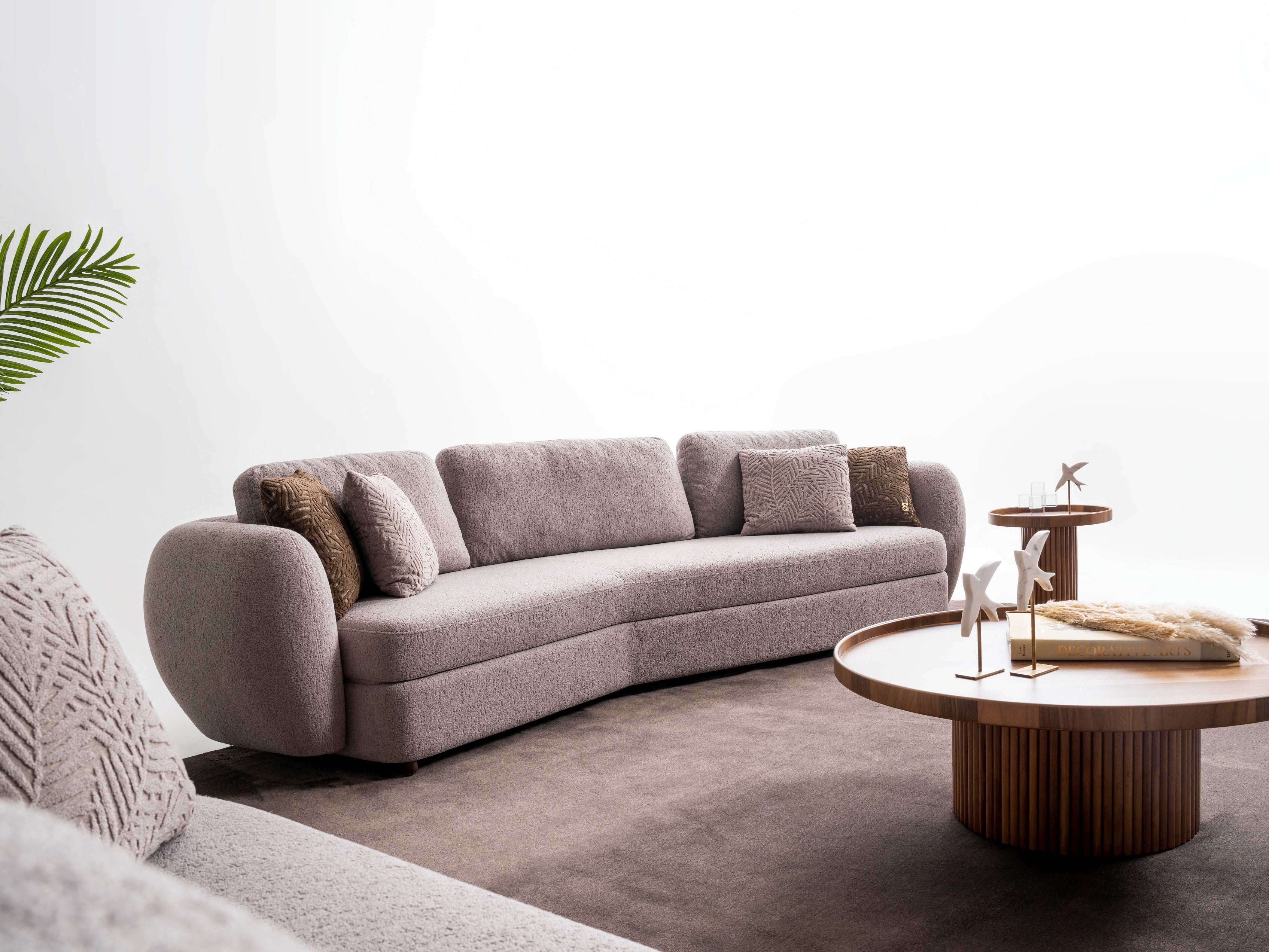 Петместен диван «Luna» + две декоративни възглавници, ширина 325см