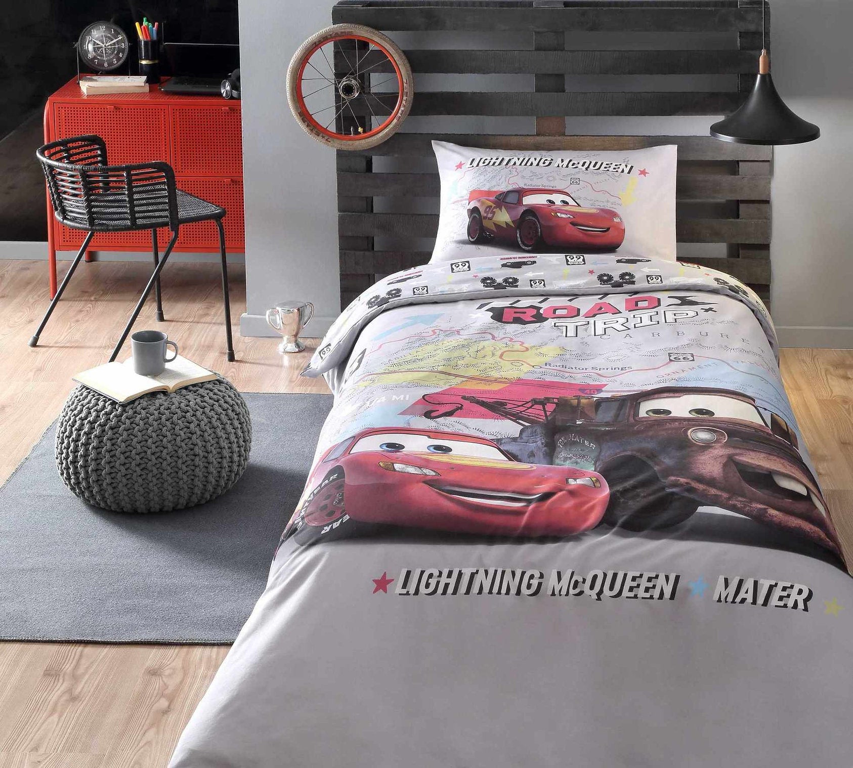 Детски спален комплект «Cars on the road Gri» - с олекотена завивка, 5 части, памук