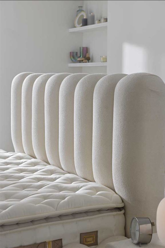 Тапицирано легло «Vanilla Dream Loop» + Матрак и табла - с място за съхранение, матрак с естествен памук