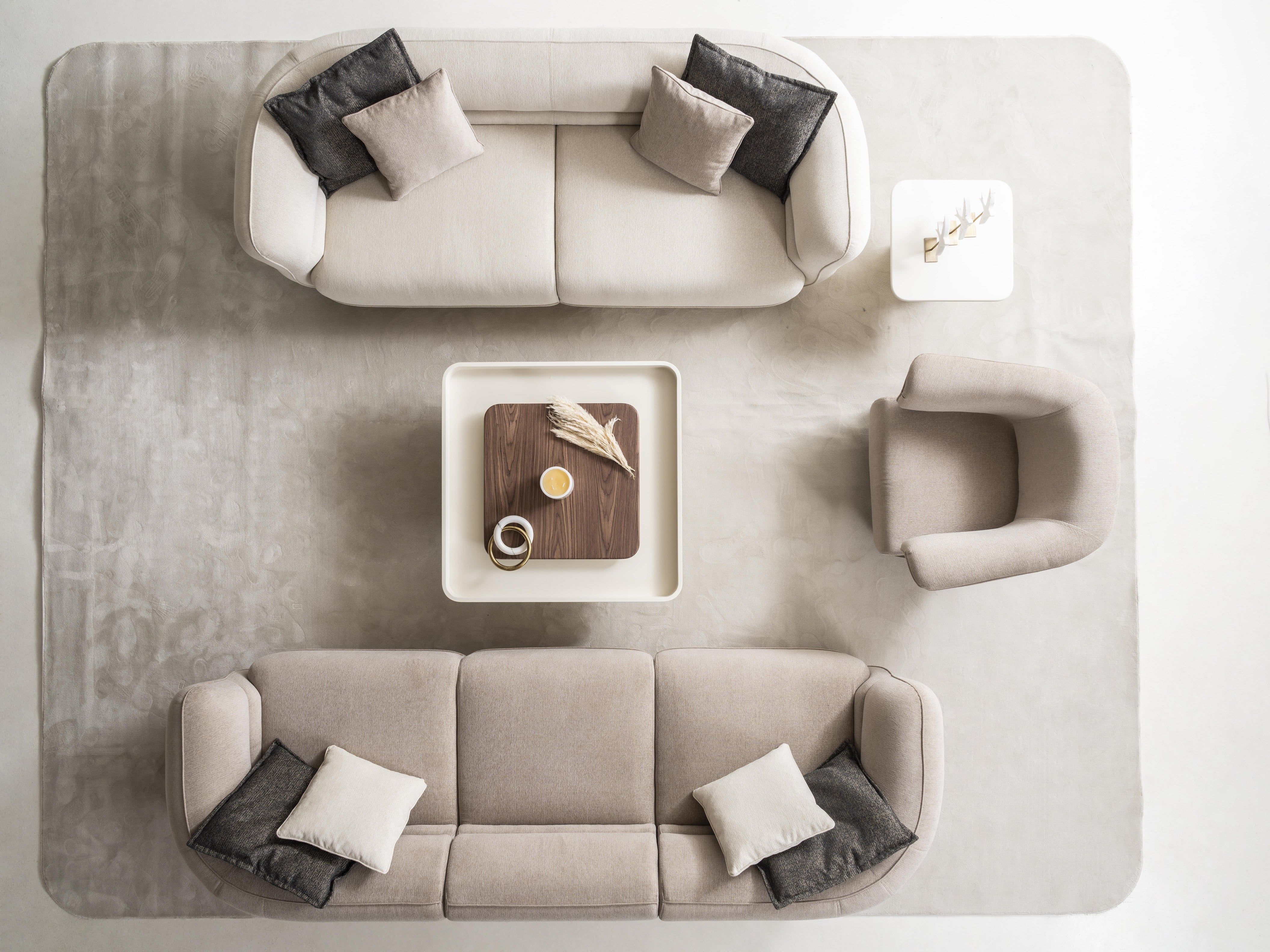 Триместен диван «Alfa» + 2 декоративни възглавници, ширина 255см