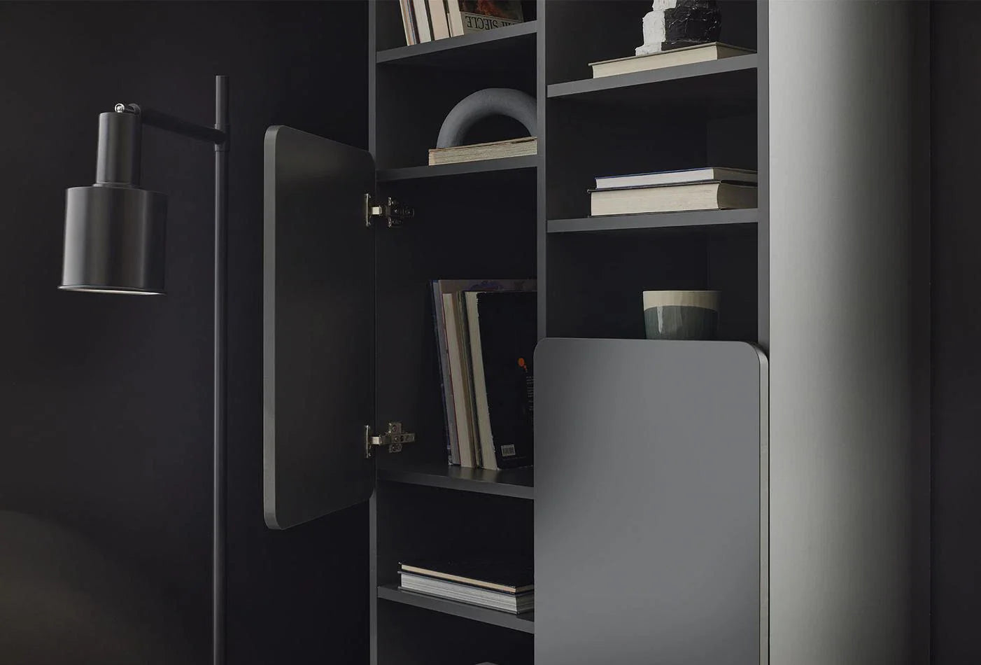 Модулна библиотека «Blend» с размер 81x204x42см