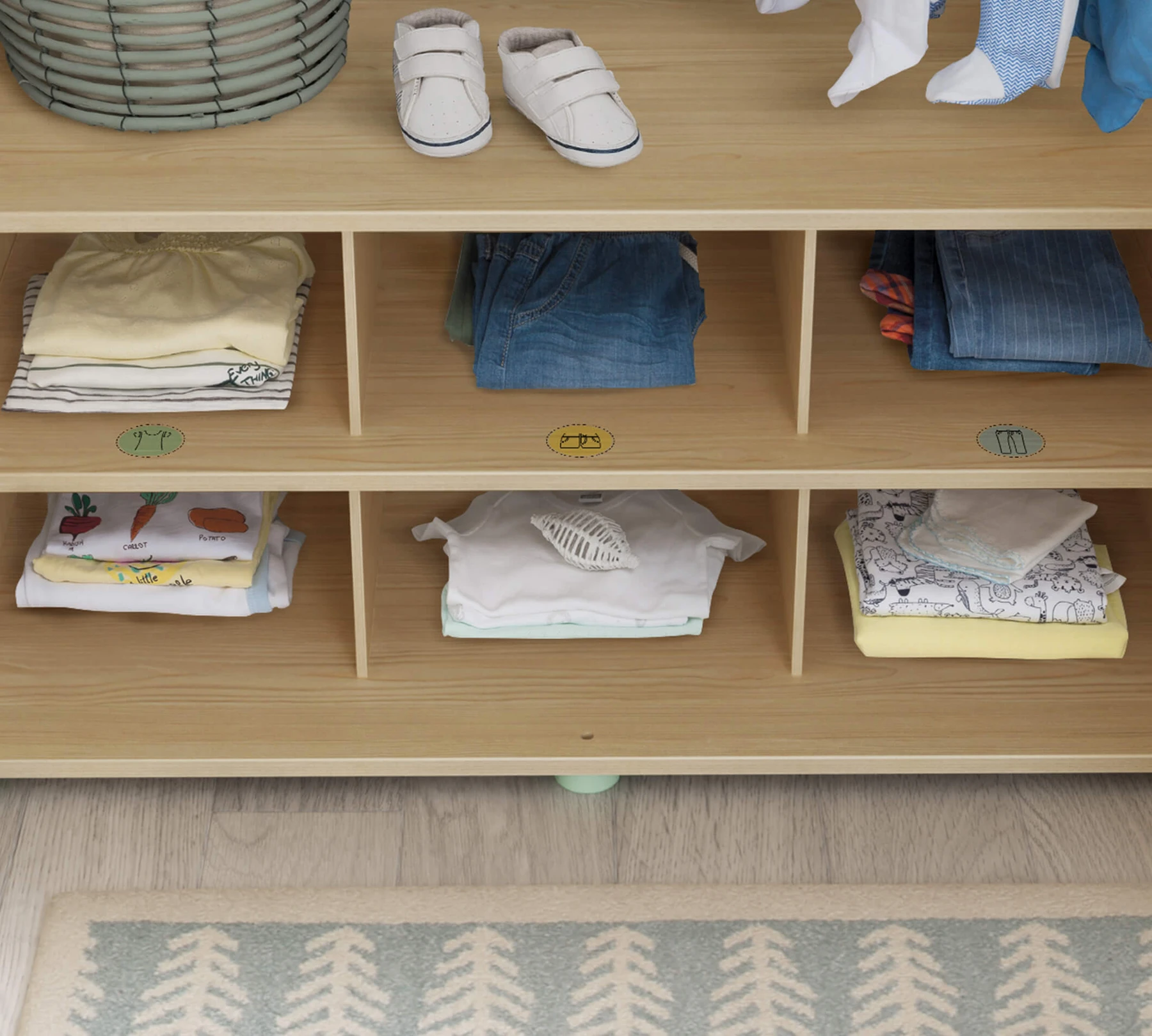 Трикрилен гардероб «Montes Natural» - ширина 140см