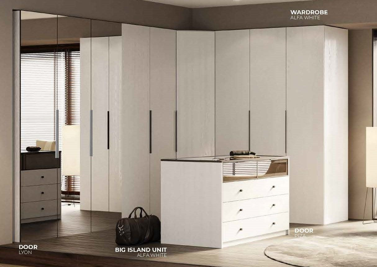19 конфигурирани модула за гардероб «Alfa» - с осветление, чекмеджета, лостове за закачалки и рафтове