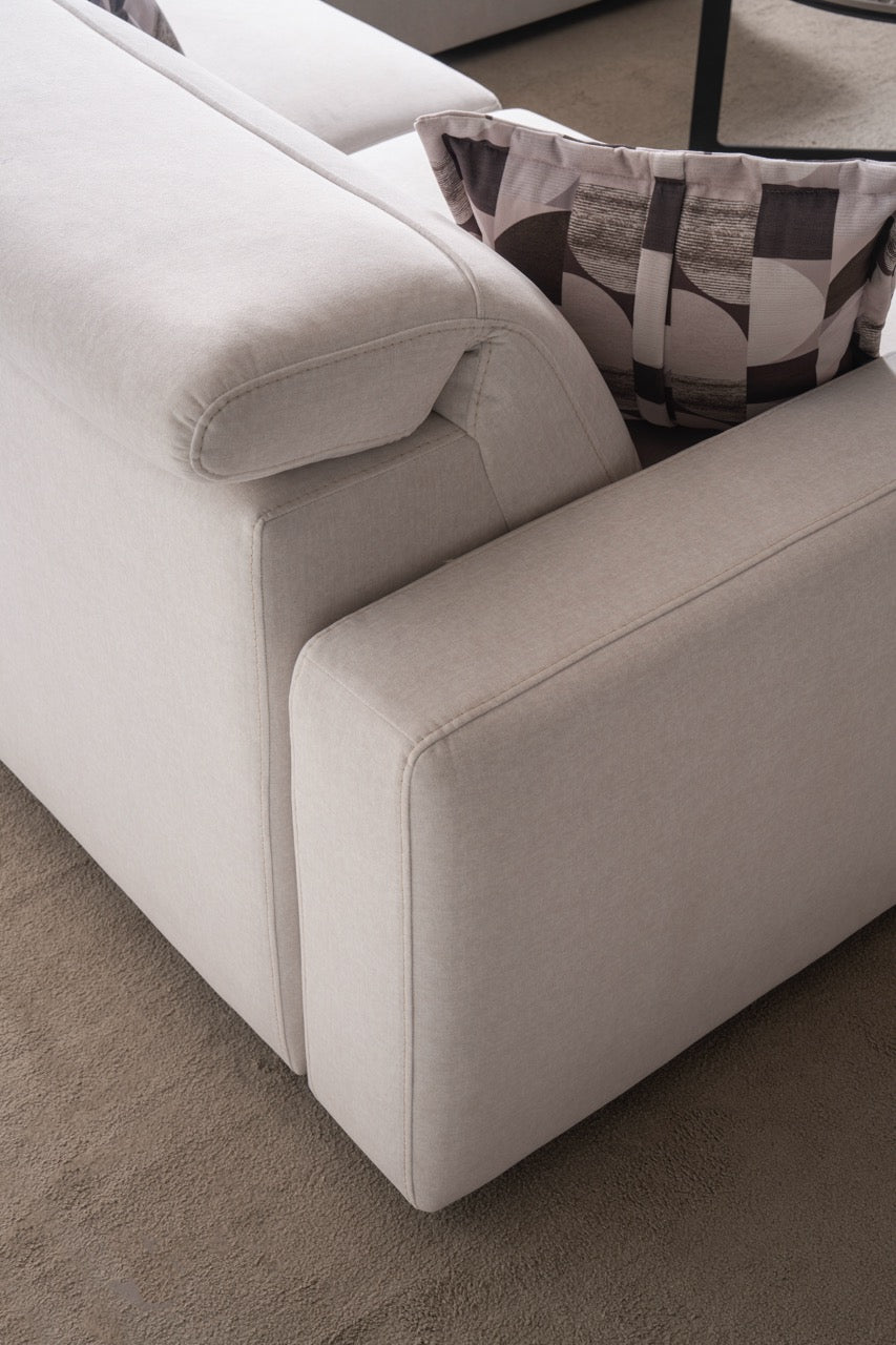 Модулен разтегателен диван «Como» с електрически механизъм, USB зарядна станция