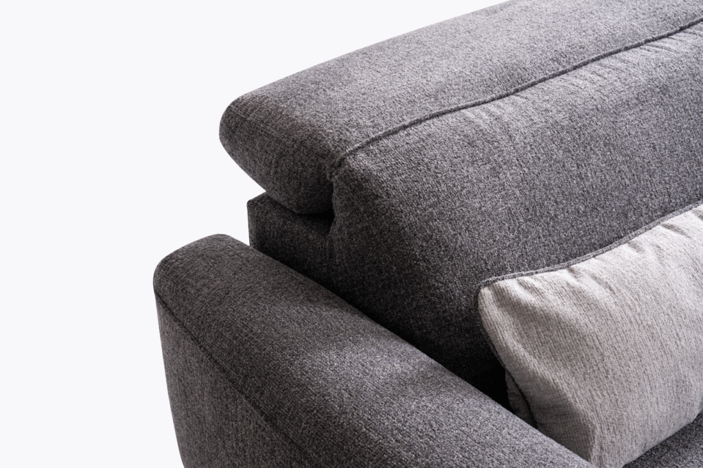 Триместен разтегателен диван - легло «Roma» + 2 декоративни възглавници, ширина 234см