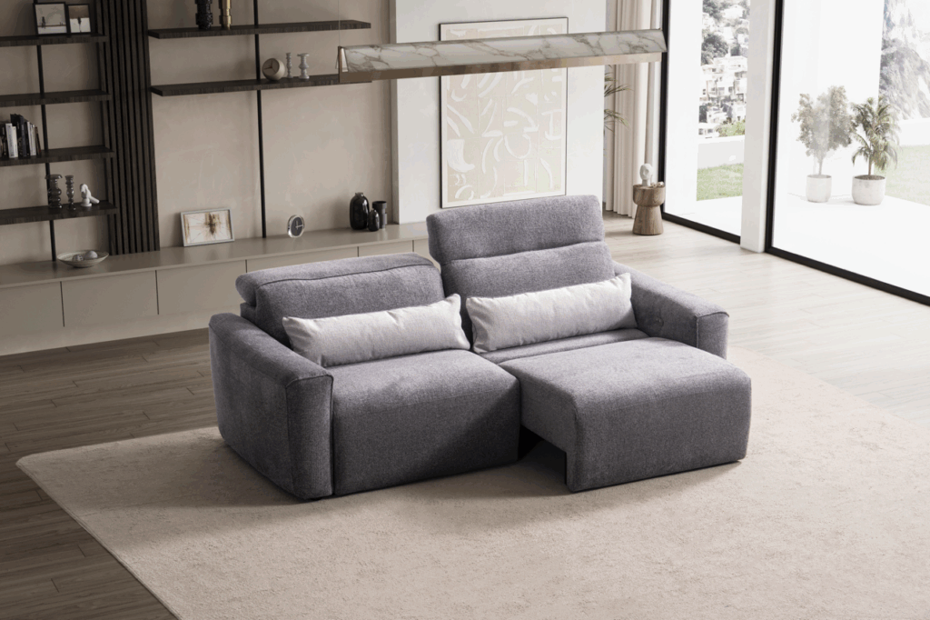 Триместен разтегателен диван - легло «Roma» + 2 декоративни възглавници, ширина 234см