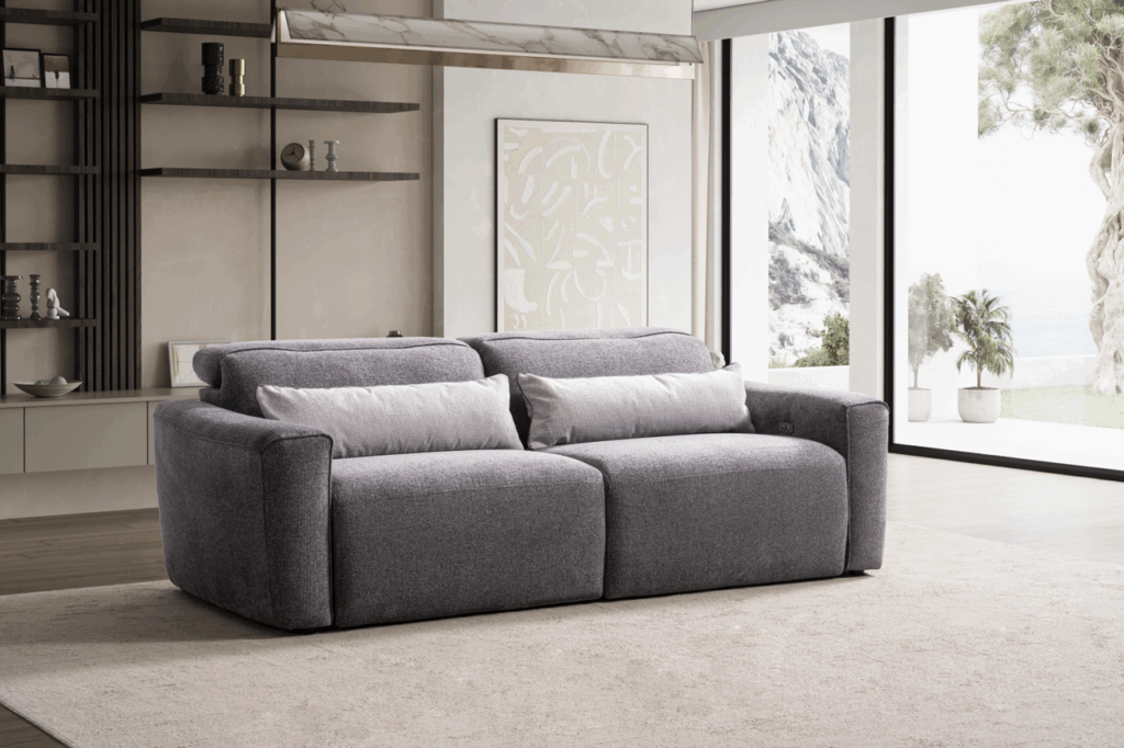 Триместен разтегателен диван - легло «Roma» + 2 декоративни възглавници, ширина 234см